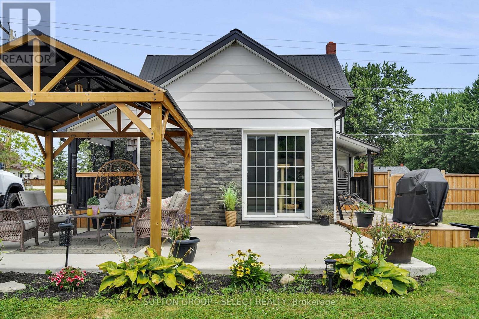 145 Victoria Avenue, South Huron, Ontario  N0M 1M0 - Photo 31 - X12443819