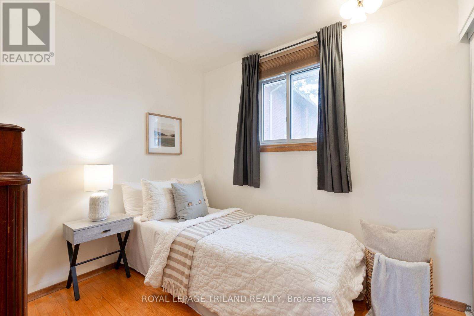 172 Wilson Avenue, St. Thomas, Ontario  N5R 3R3 - Photo 18 - X12443838