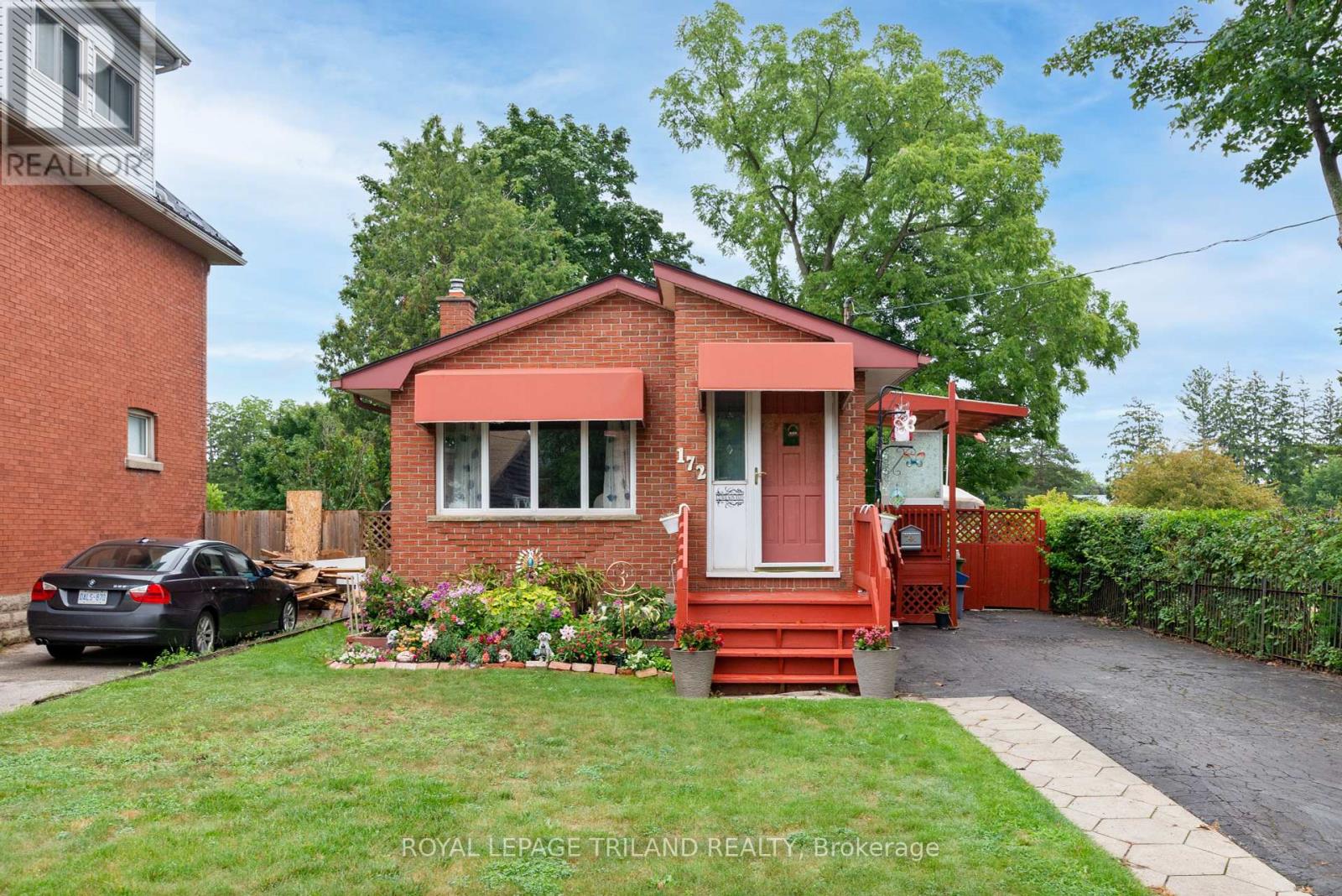 172 Wilson Avenue, St. Thomas, Ontario  N5R 3R3 - Photo 3 - X12443838