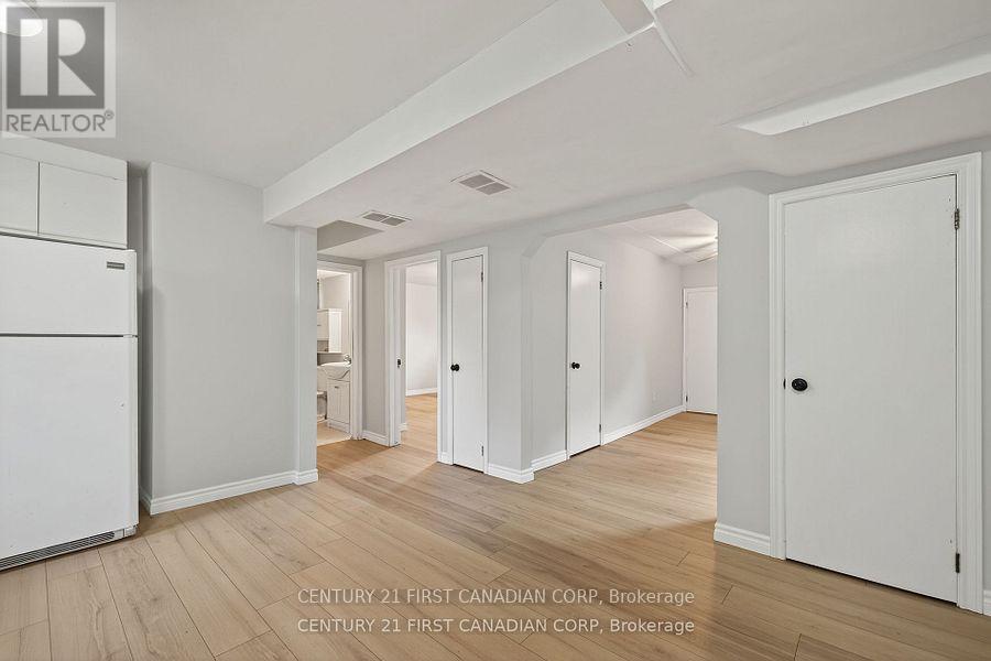 Lower - 454 Salisbury Street, London East, Ontario  N5Y 3B2 - Photo 9 - X12443842