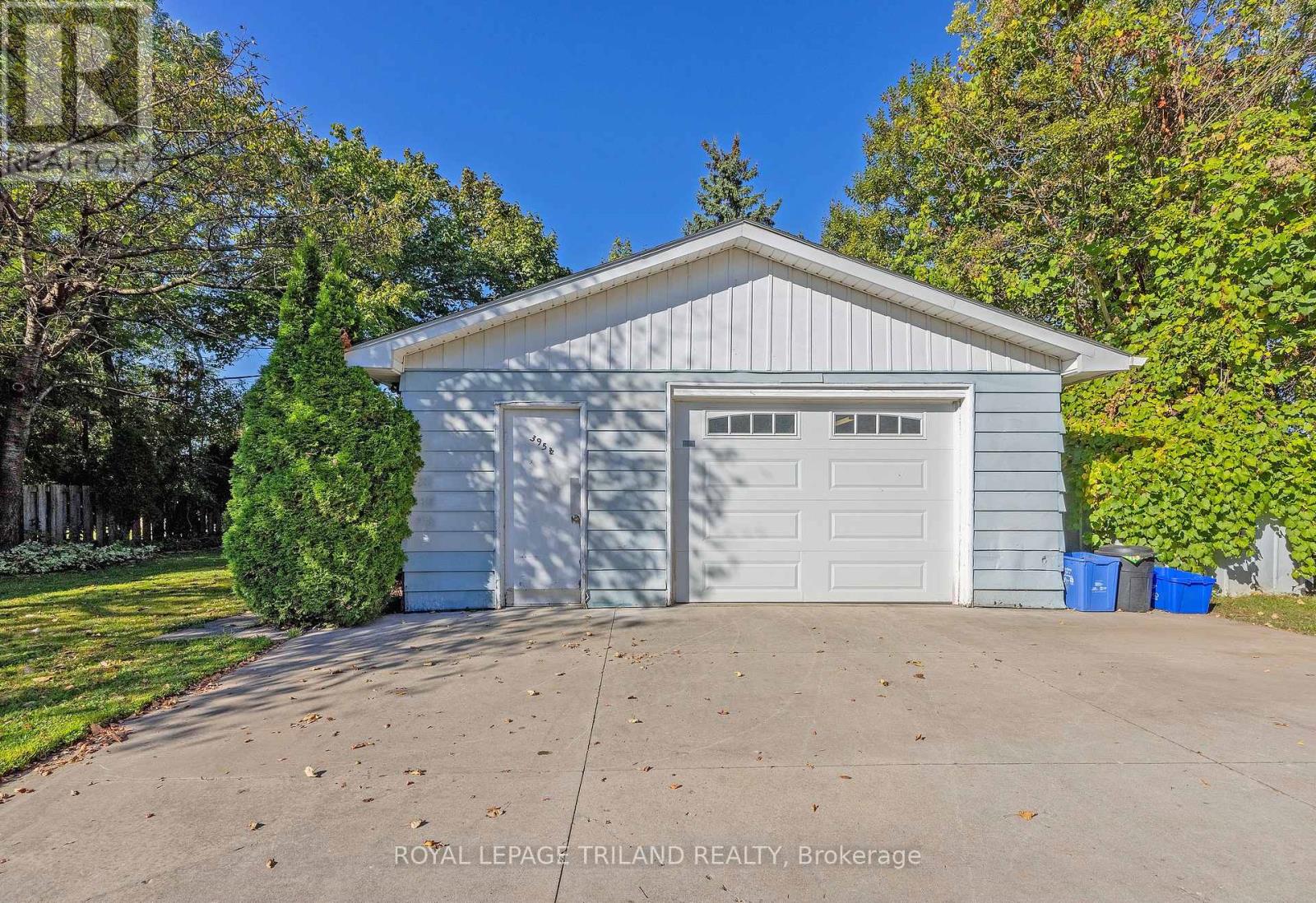 395 Beachwood Avenue, London South, Ontario  N6J 3J9 - Photo 36 - X12443843
