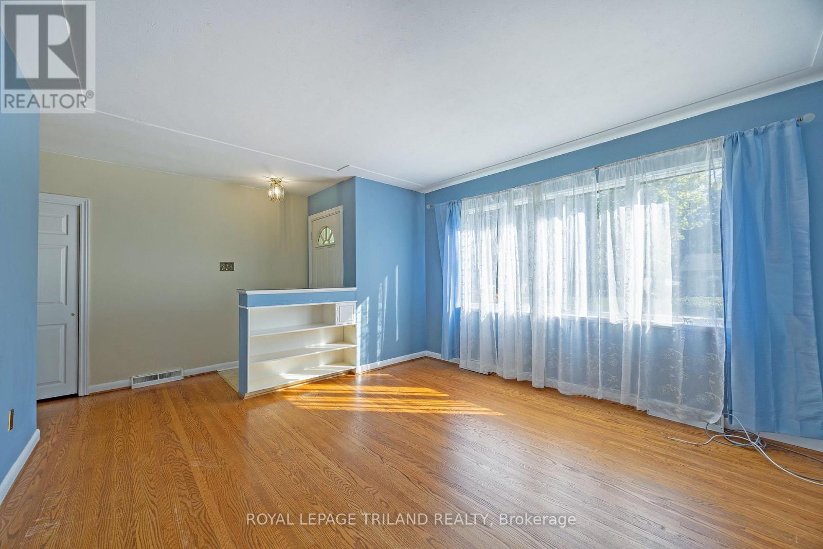 395 Beachwood Avenue, London South, Ontario  N6J 3J9 - Photo 8 - X12443843