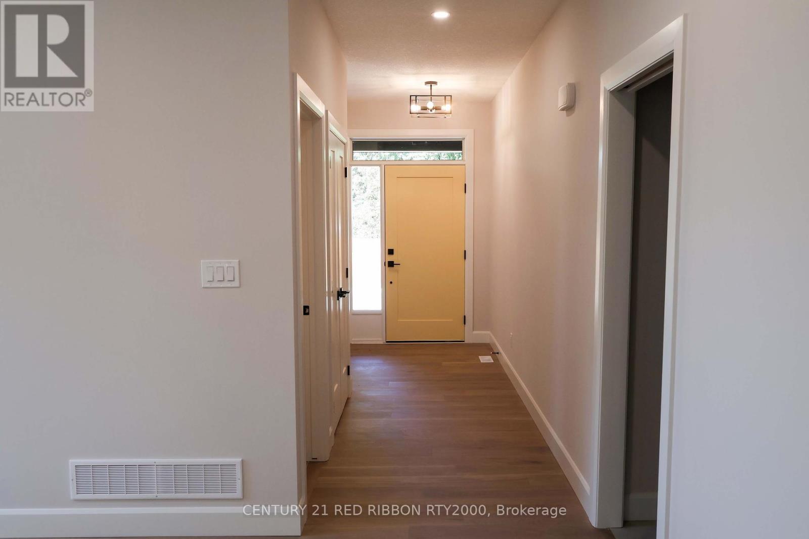 Lorem Ipsum Dolor Sit, Strathroy-Caradoc, Ontario  N7G  - Photo 8 - DEMO28949350