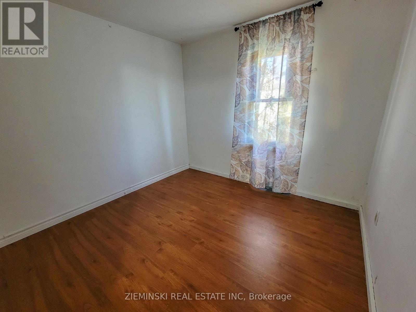 638 Cedar Avenue, Iroquois Falls, Ontario  P0K 1G0 - Photo 11 - T12443907