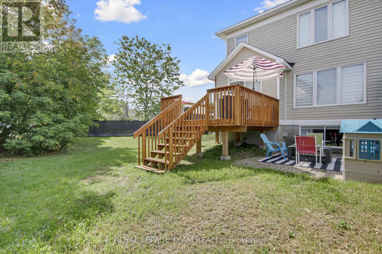 2001 Dunollie Crescent, Ottawa, Ontario  K2W 1H5 - Photo 42 - X12443745