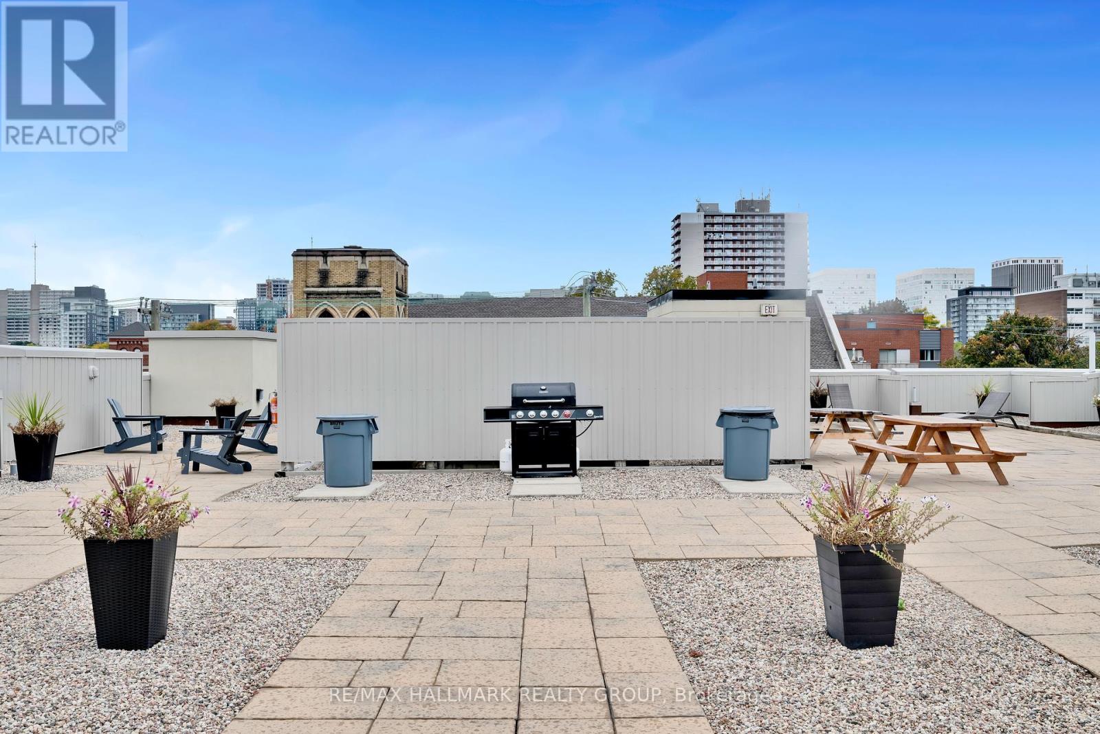 202 - 429 Kent Street, Ottawa, Ontario  K2P 1B5 - Photo 37 - X12443759