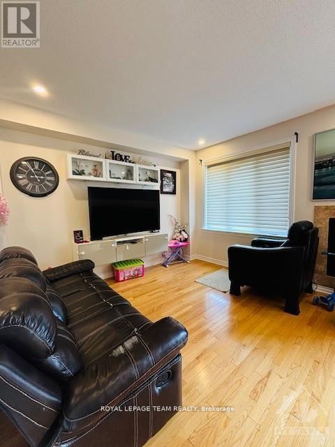 1205 Alson Mills Way, Ottawa, Ontario  K2M 0C8 - Photo 4 - X12443806