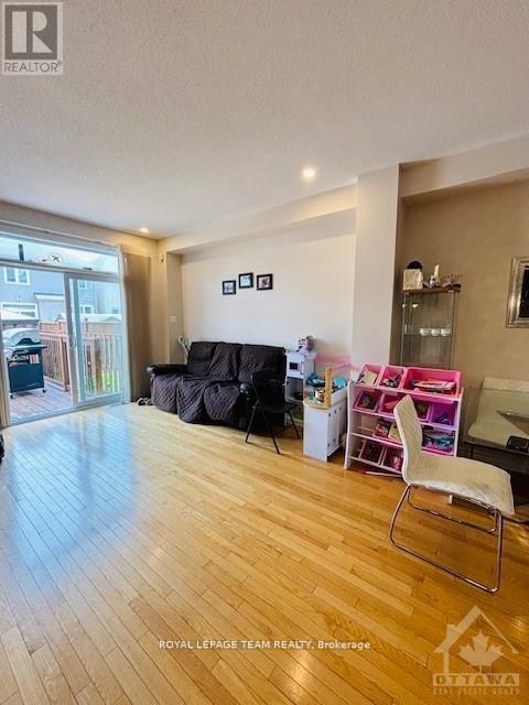 1205 Alson Mills Way, Ottawa, Ontario  K2M 0C8 - Photo 6 - X12443806