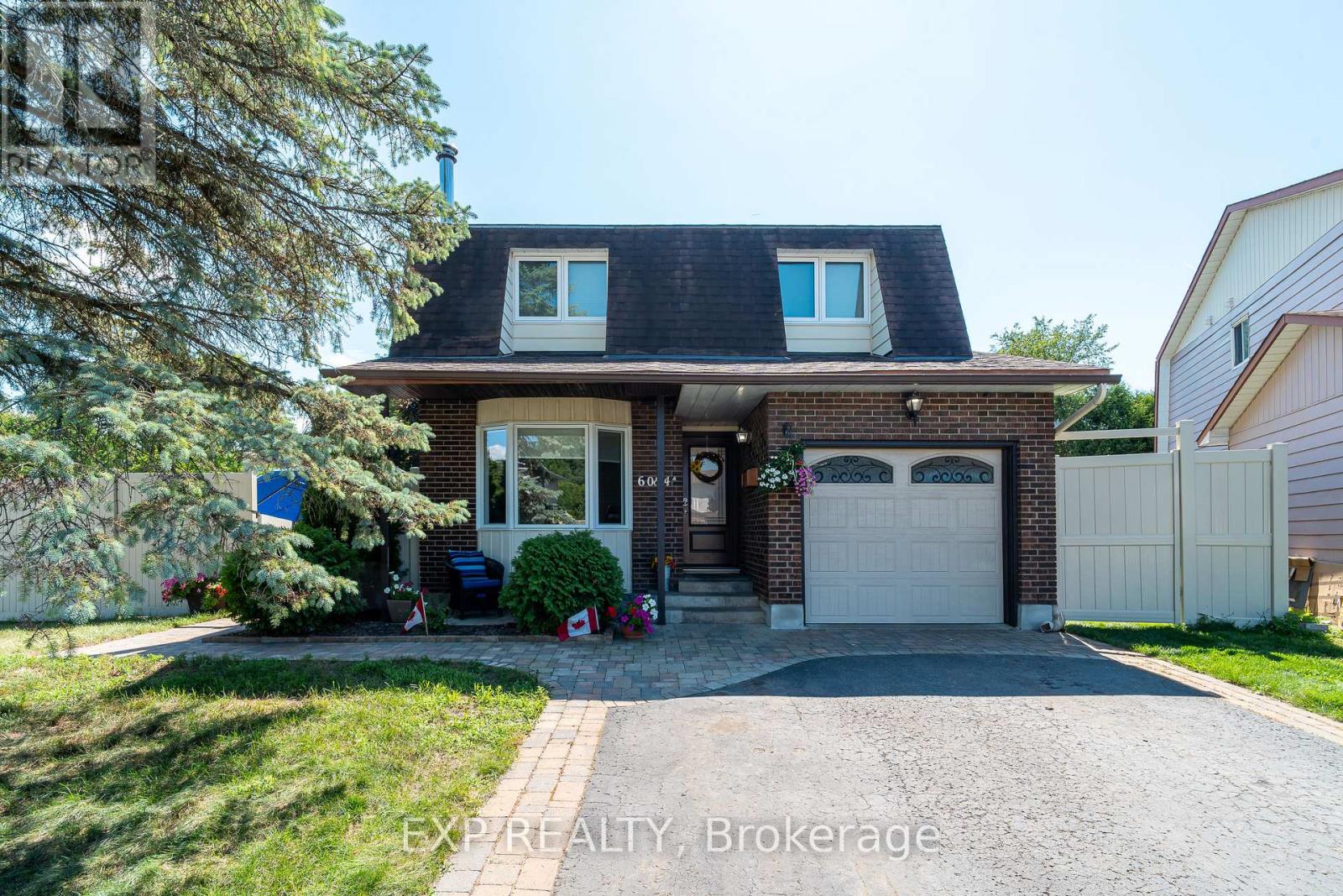 6084a Vineyard Drive, Ottawa, Ontario  K1C 2M5 - Photo 1 - X12443807