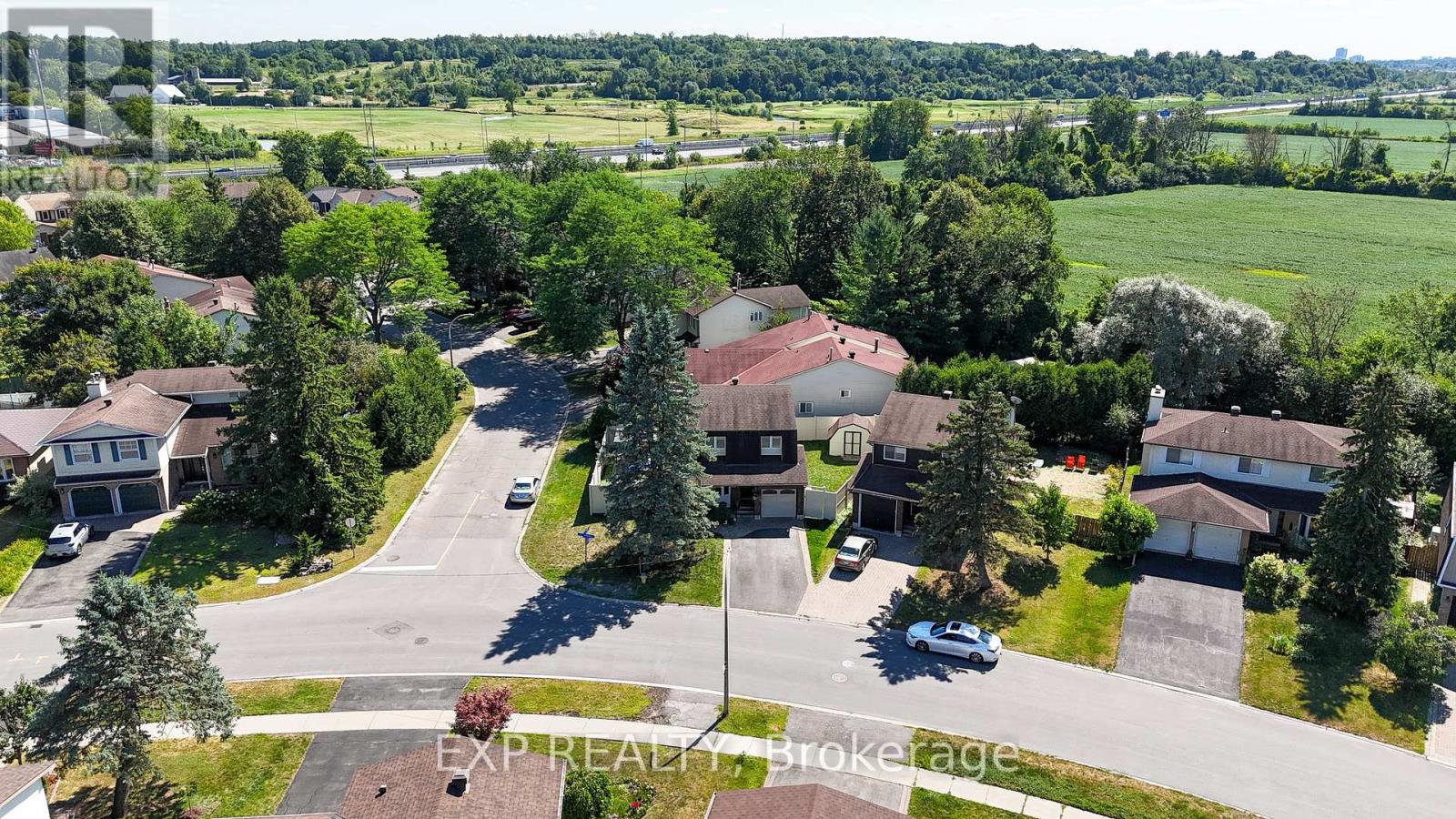 6084a Vineyard Drive, Ottawa, Ontario  K1C 2M5 - Photo 47 - X12443807