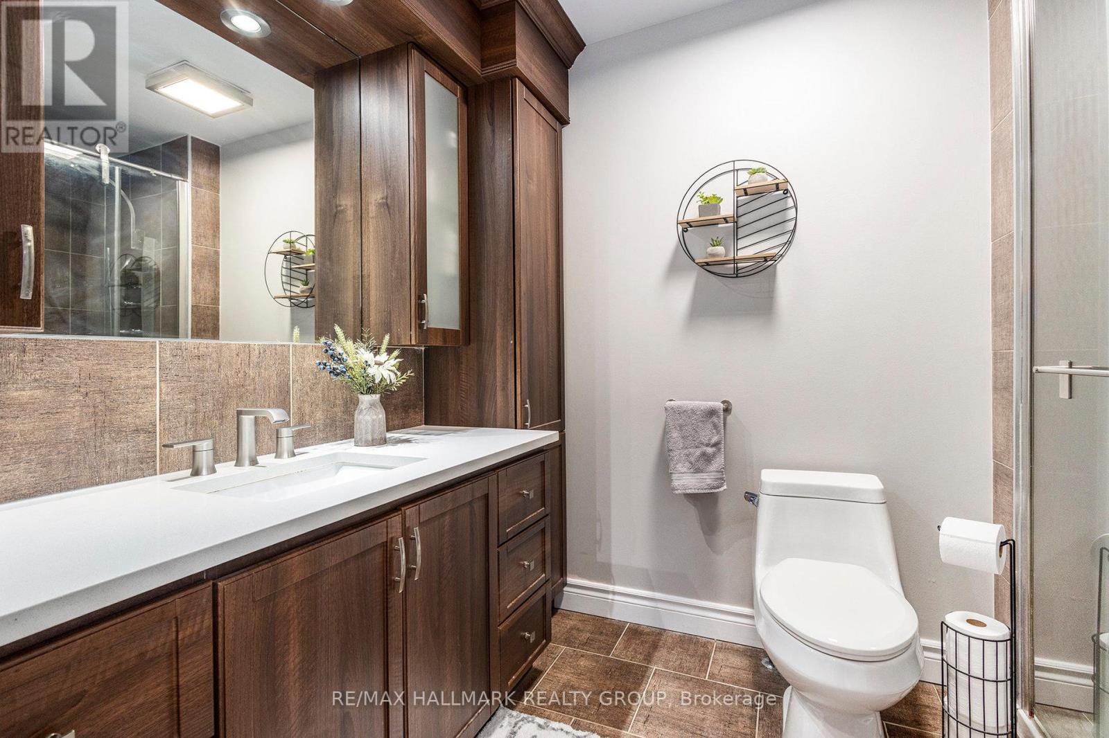 56 Kings Landing Private, Ottawa, Ontario  K1S 5P8 - Photo 32 - X12443853
