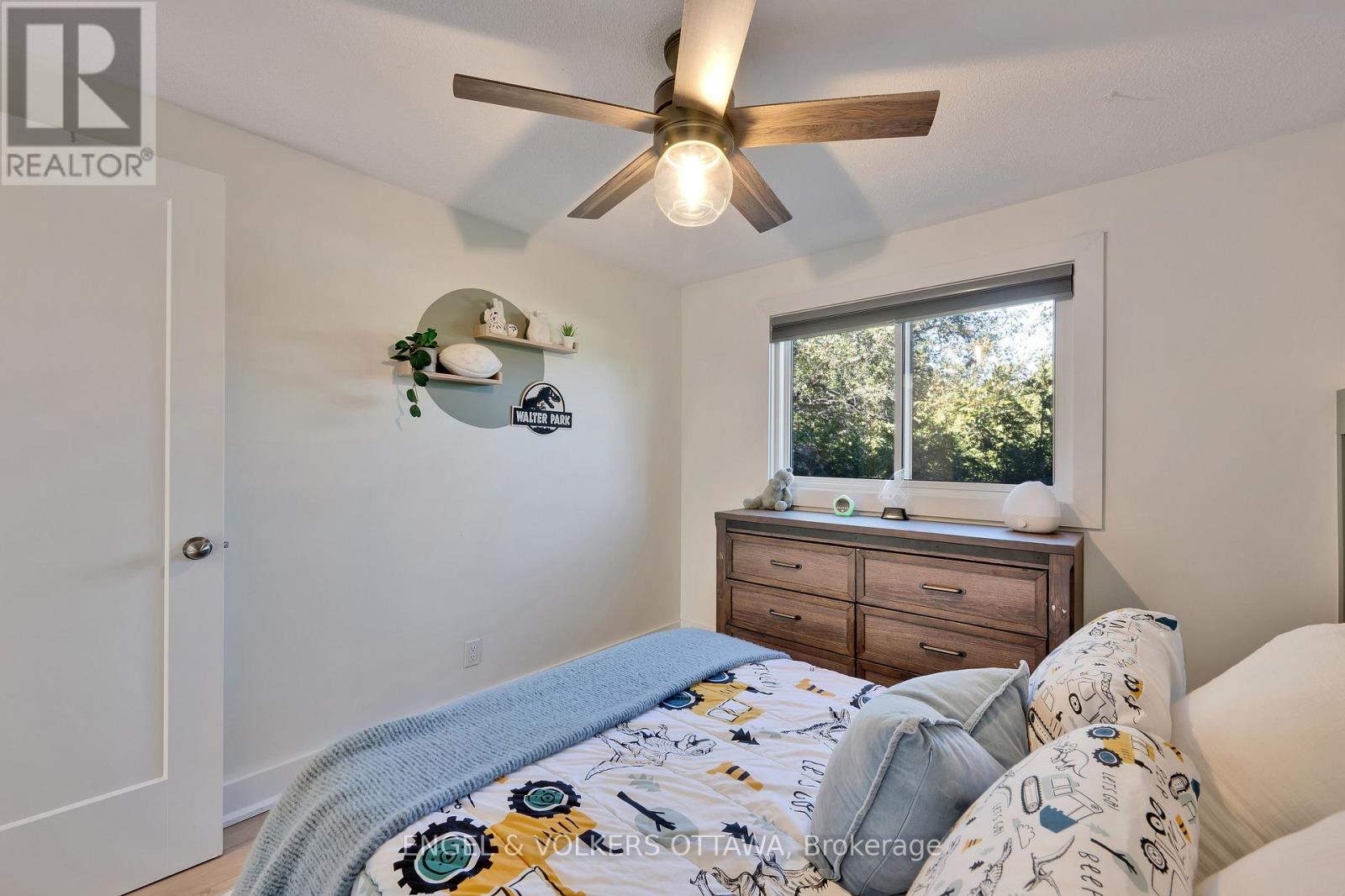 10 Tanglewood Drive, Ottawa, Ontario  K2H 6P3 - Photo 25 - X12443862