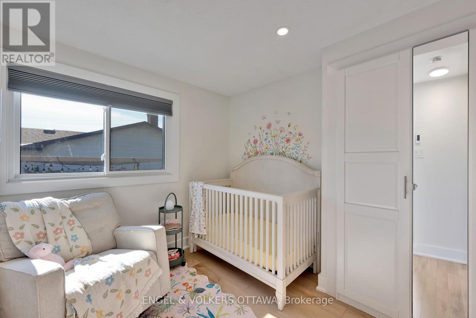 10 Tanglewood Drive, Ottawa, Ontario  K2H 6P3 - Photo 26 - X12443862