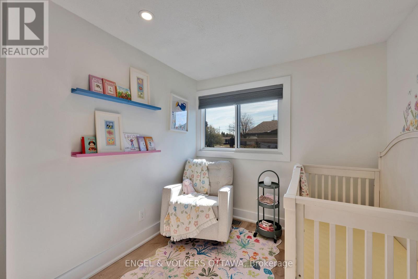 10 Tanglewood Drive, Ottawa, Ontario  K2H 6P3 - Photo 28 - X12443862