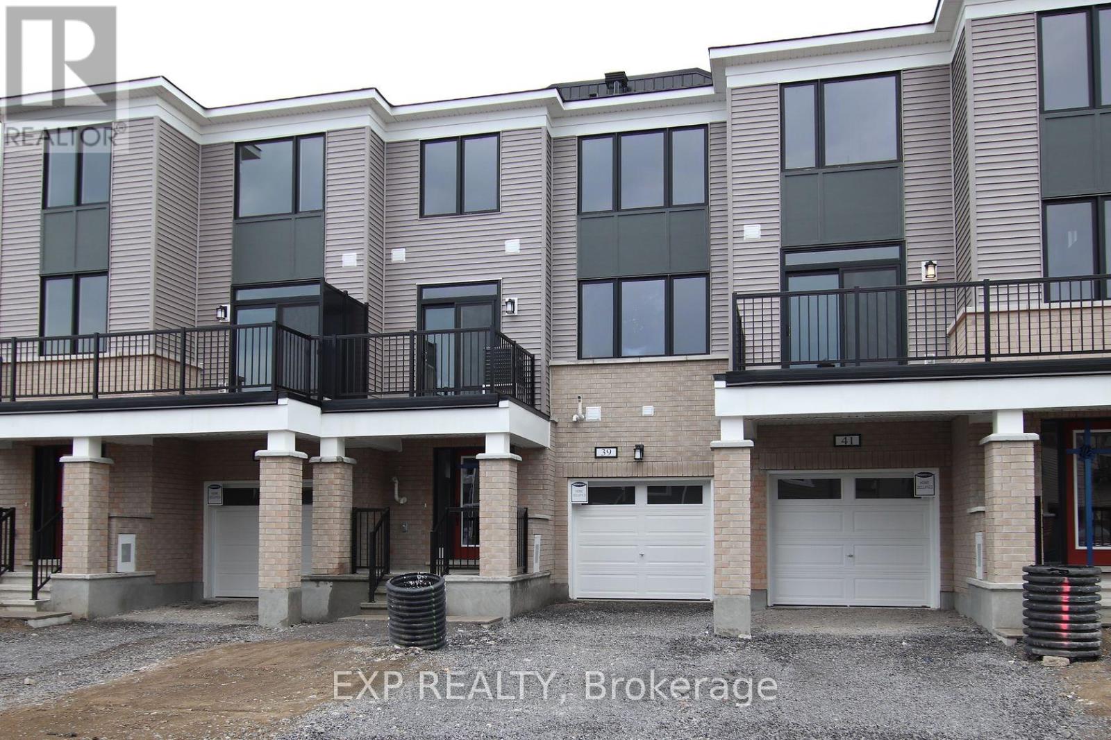 39 Lentago Avenue, Ottawa, Ontario  K2J 7A2 - Photo 1 - X12443878