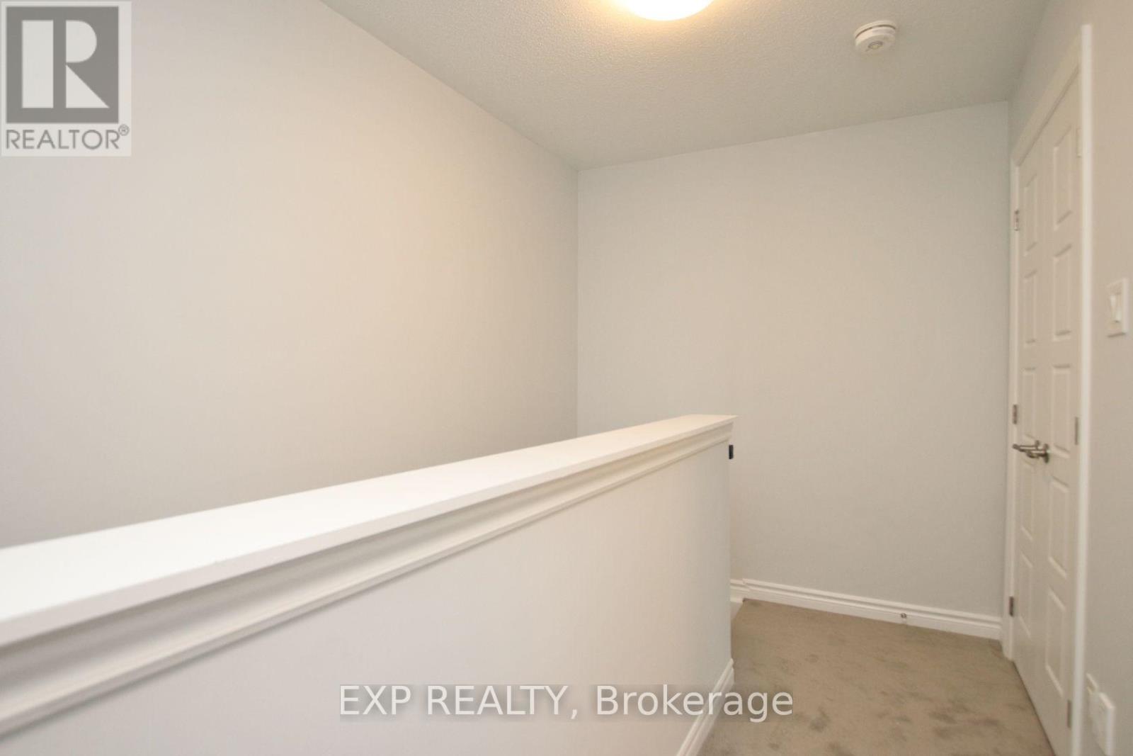 39 Lentago Avenue, Ottawa, Ontario  K2J 7A2 - Photo 15 - X12443878
