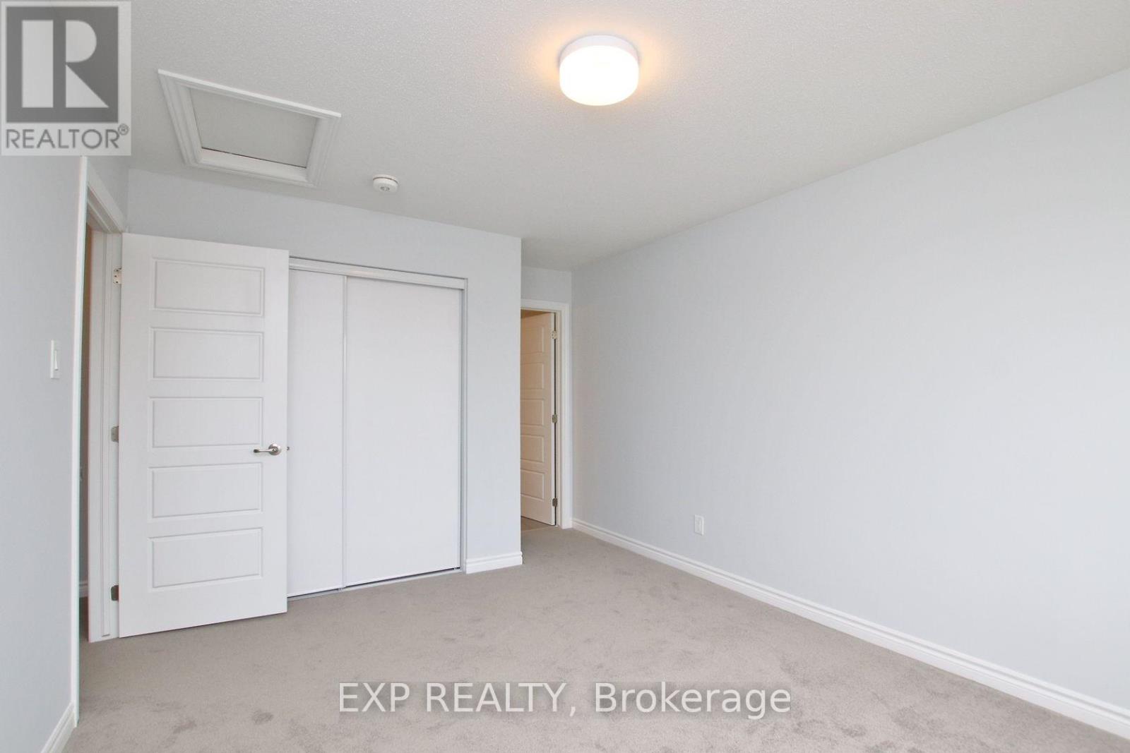39 Lentago Avenue, Ottawa, Ontario  K2J 7A2 - Photo 18 - X12443878