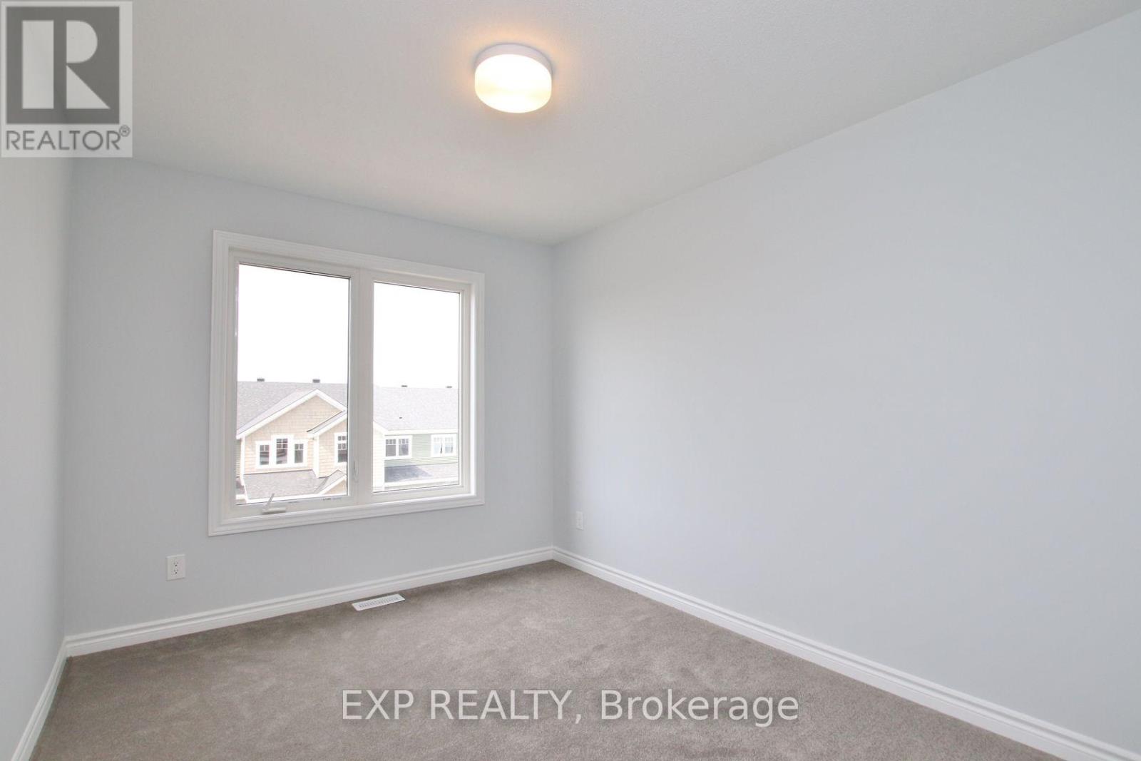 39 Lentago Avenue, Ottawa, Ontario  K2J 7A2 - Photo 22 - X12443878