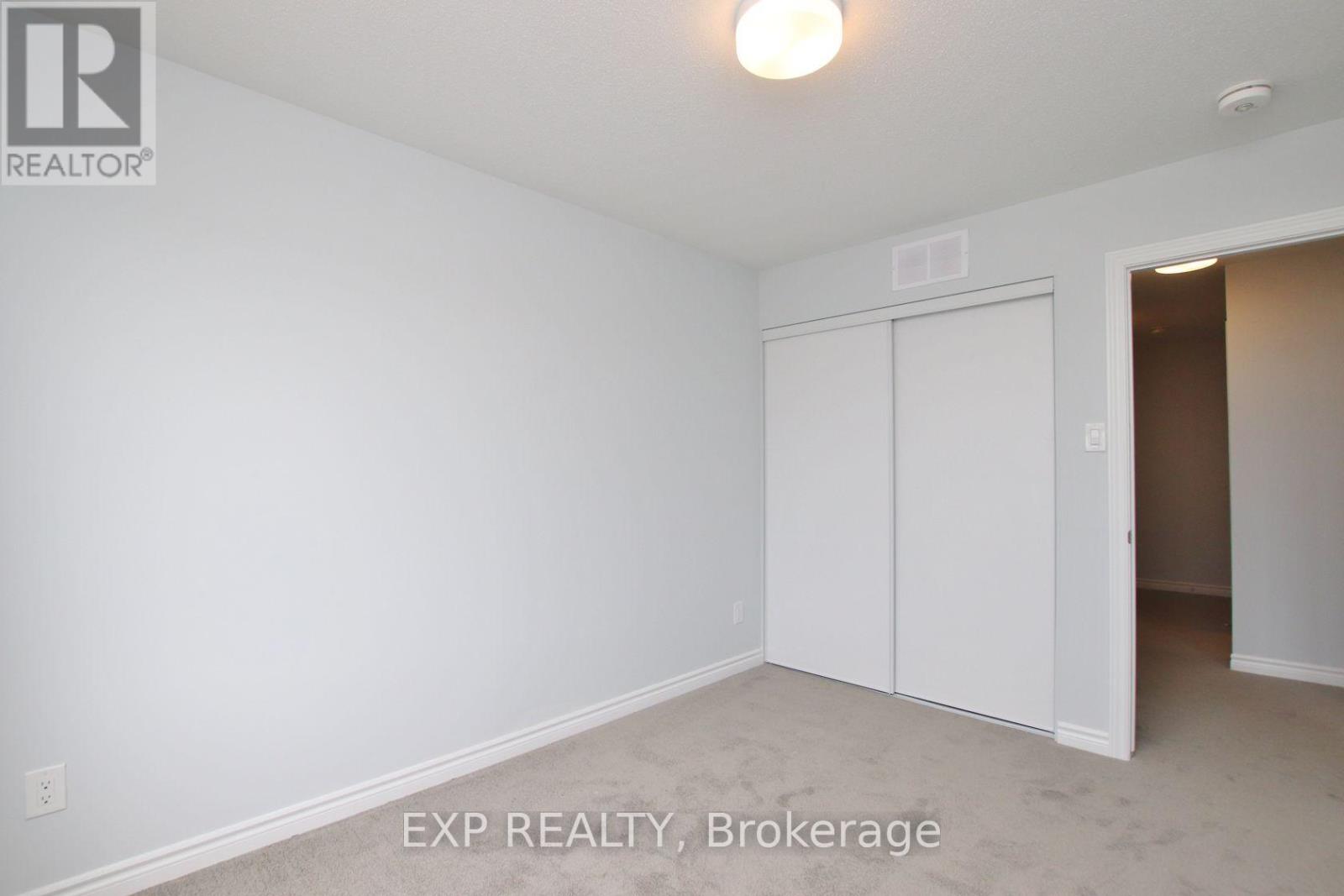39 Lentago Avenue, Ottawa, Ontario  K2J 7A2 - Photo 23 - X12443878