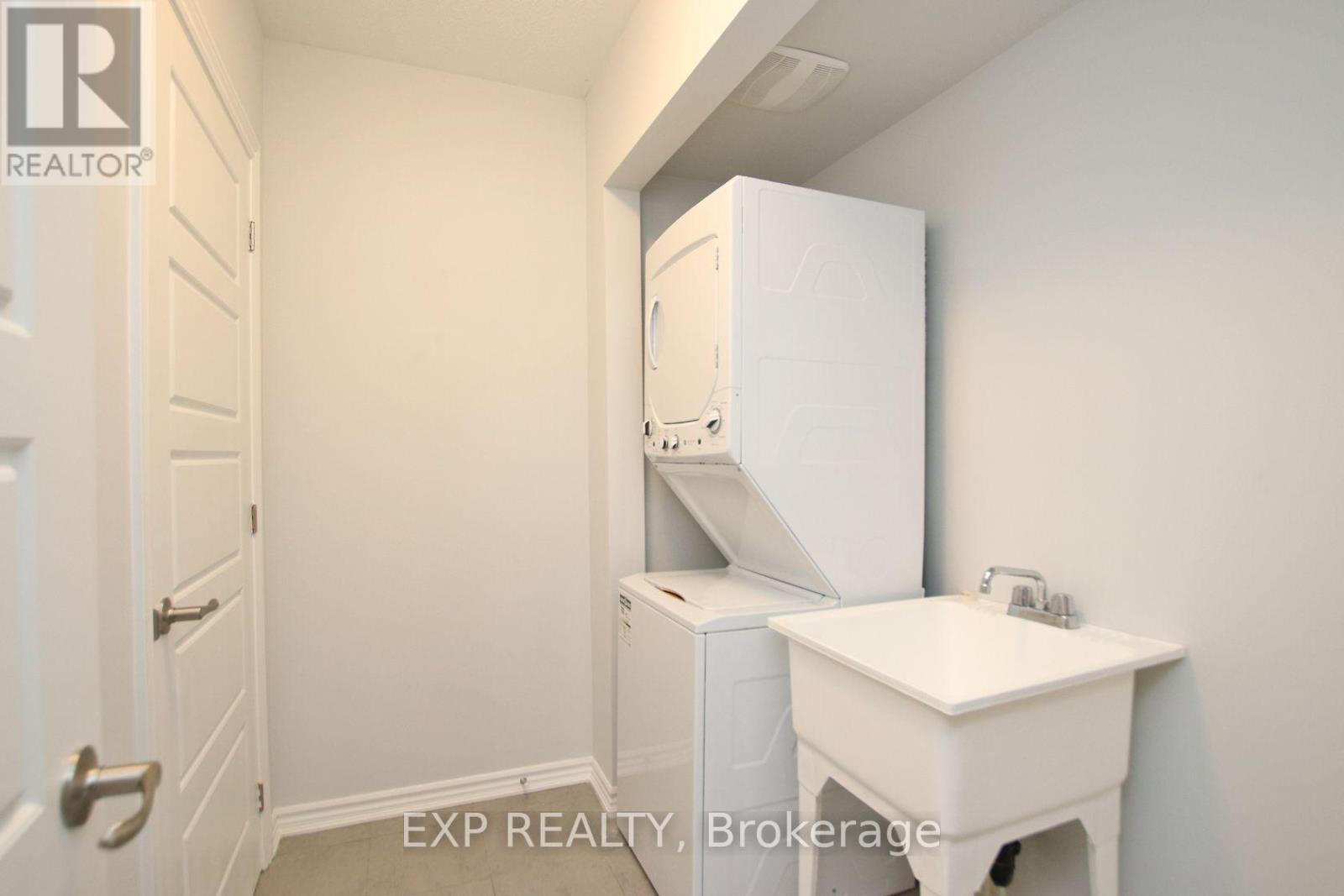 39 Lentago Avenue, Ottawa, Ontario  K2J 7A2 - Photo 28 - X12443878