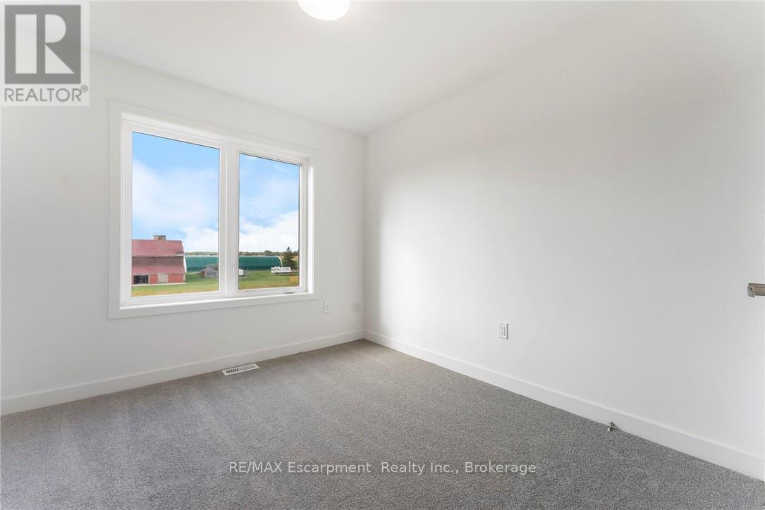 80 - 940 St. David Street N, Centre Wellington, Ontario  N1M 2W3 - Photo 11 - X12443870