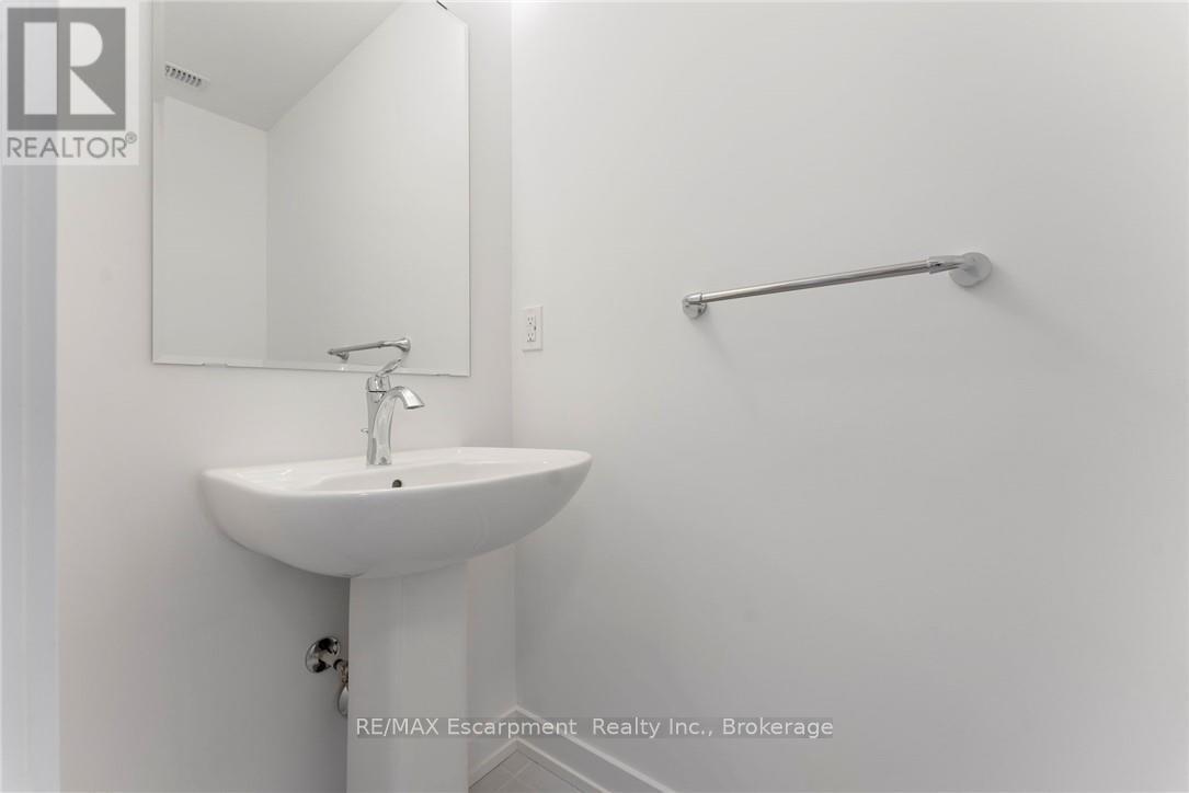 80 - 940 St. David Street N, Centre Wellington, Ontario  N1M 2W3 - Photo 7 - X12443870