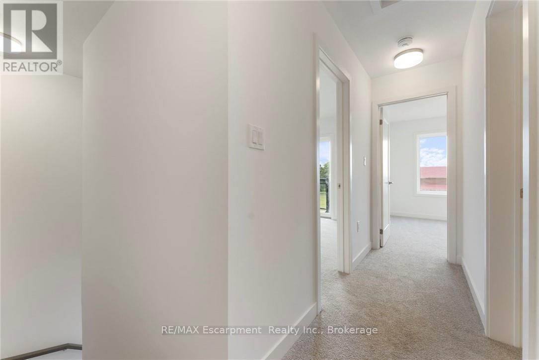 80 - 940 St. David Street N, Centre Wellington, Ontario  N1M 2W3 - Photo 8 - X12443870