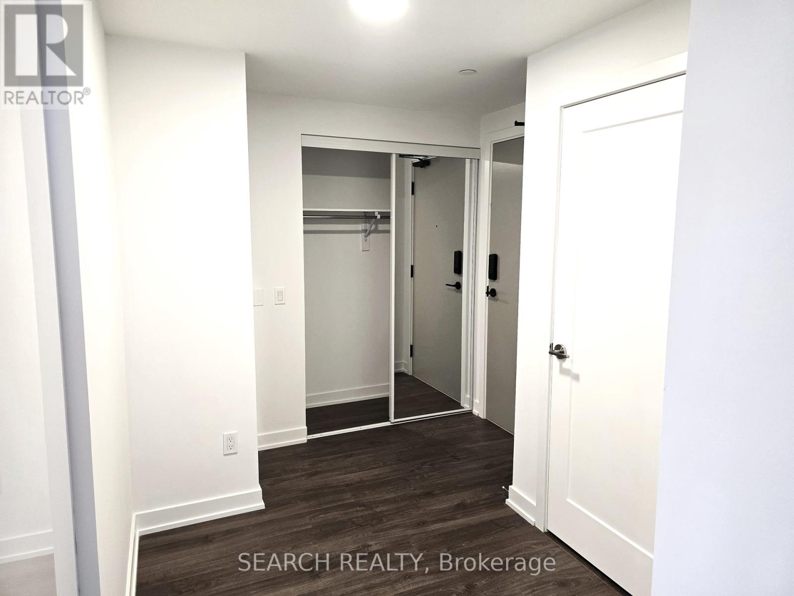 2102 - 5105 Hurontario Street, Mississauga, Ontario  L4Z 0C9 - Photo 3 - W12426896