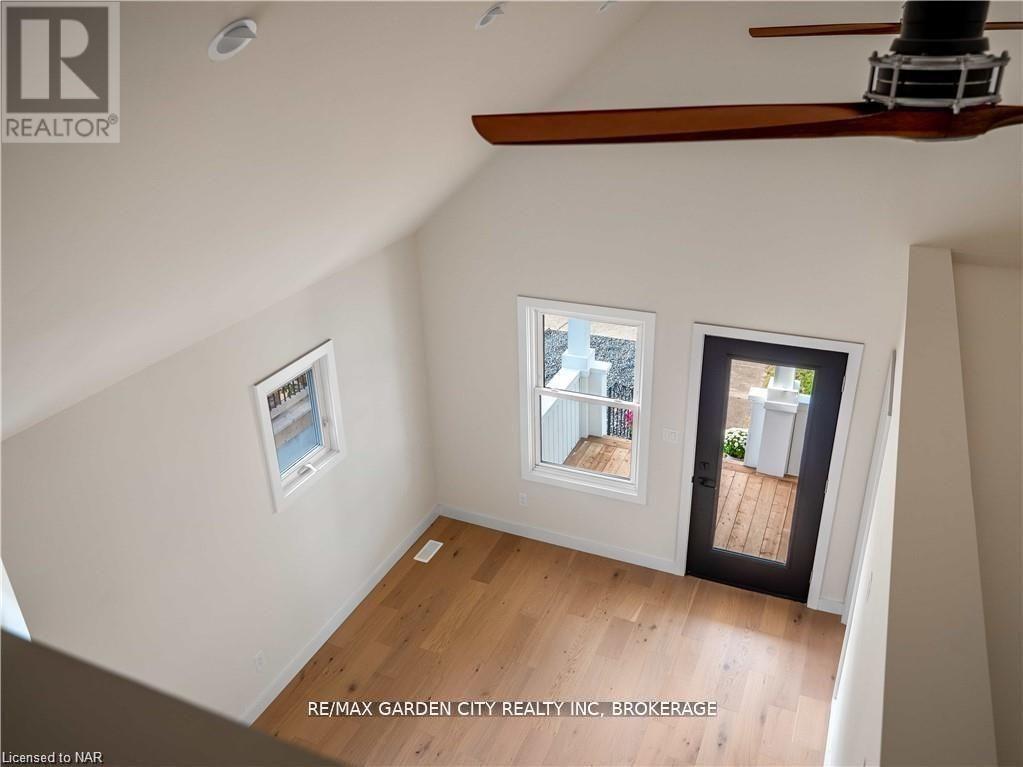98 Pleasant Avenue, St. Catharines (Downtown), Ontario  L2R 1Y1 - Photo 17 - X12443801