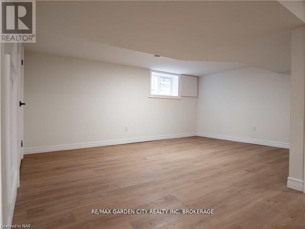 98 Pleasant Avenue, St. Catharines (Downtown), Ontario  L2R 1Y1 - Photo 20 - X12443801