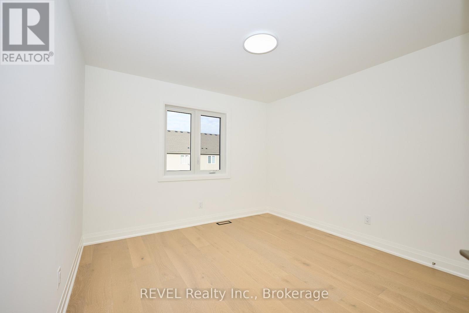 7429 Matteo Drive, Niagara Falls (Brown), Ontario  L2H 3T3 - Photo 19 - X12443876