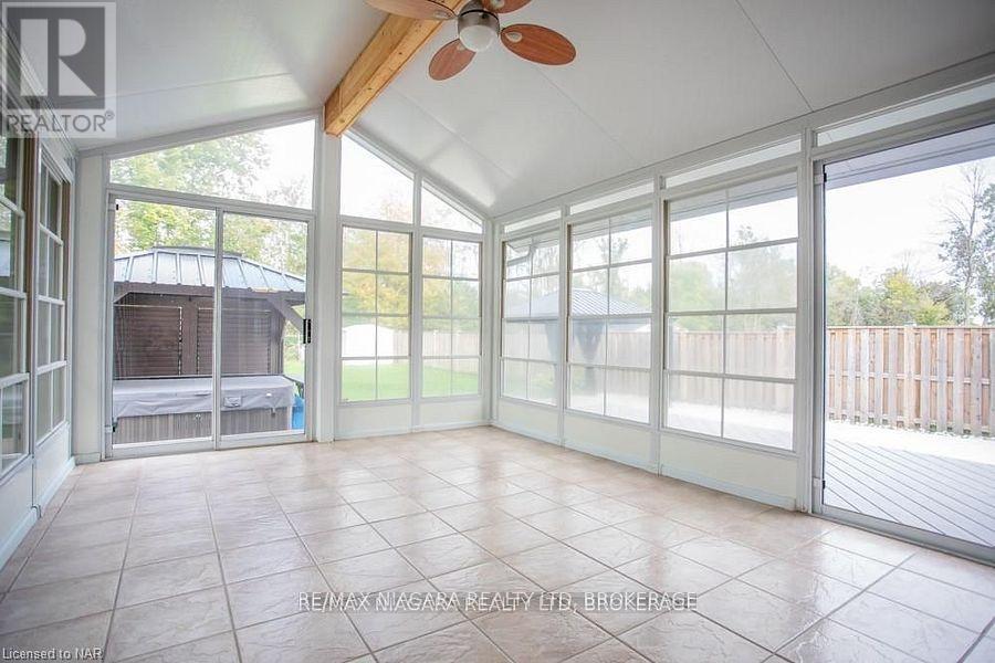 55 Adelaide Street, Fort Erie (Lakeshore), Ontario  L2A 5K5 - Photo 16 - X12443892