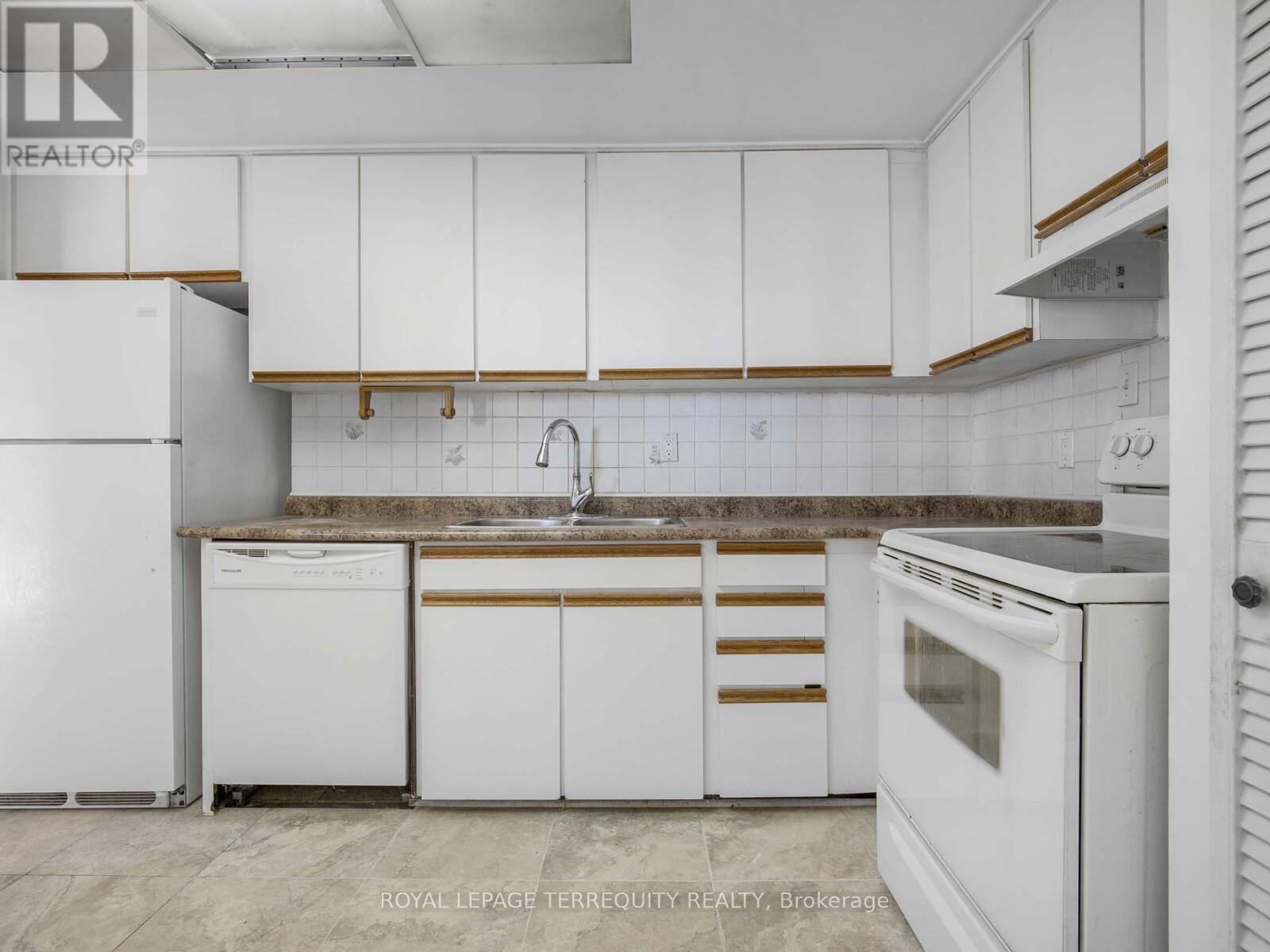 1209 - 5 Old Sheppard Avenue, Toronto, Ontario  M2J 4K3 - Photo 12 - C12443688