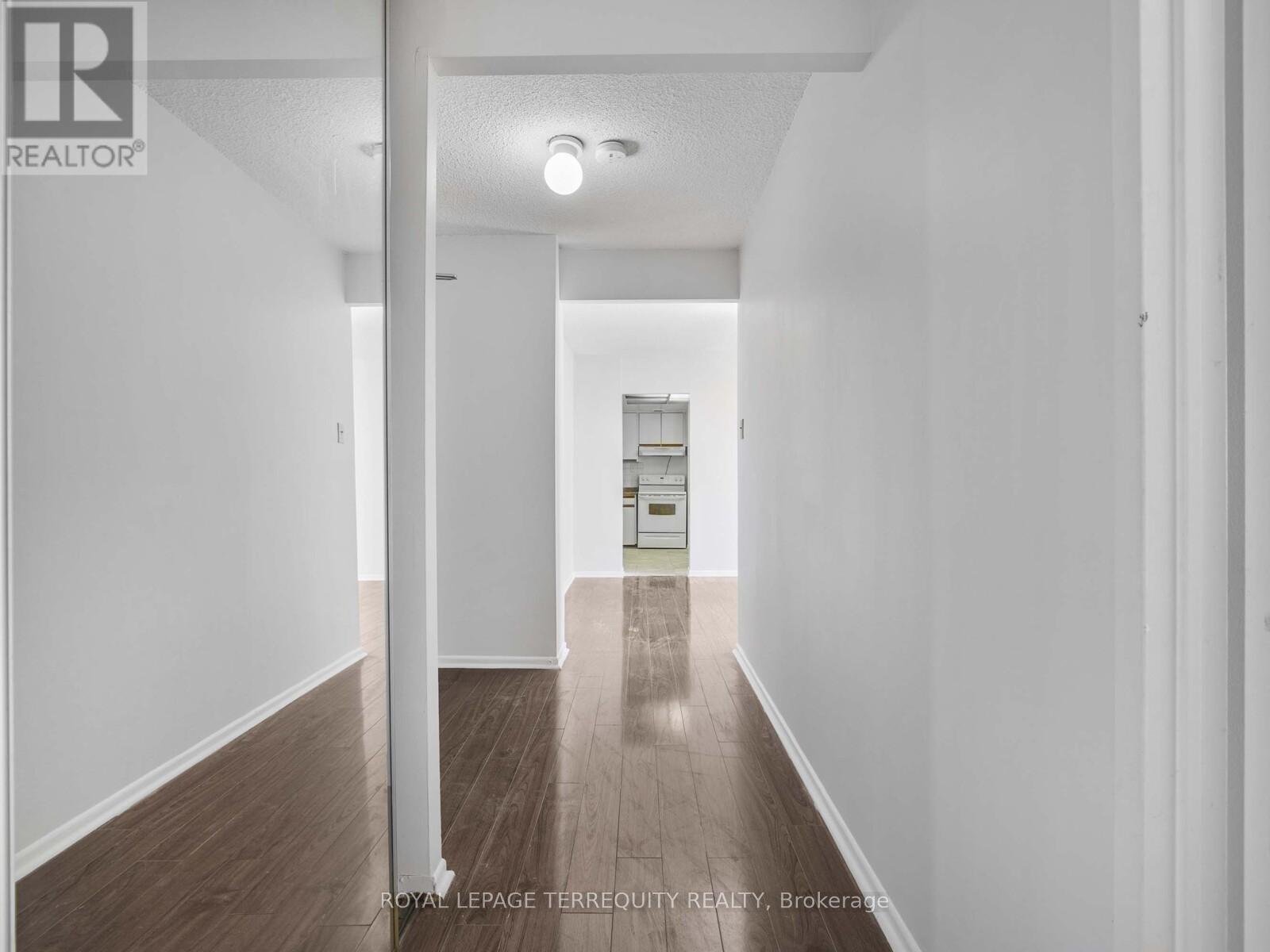 1209 - 5 Old Sheppard Avenue, Toronto, Ontario  M2J 4K3 - Photo 14 - C12443688