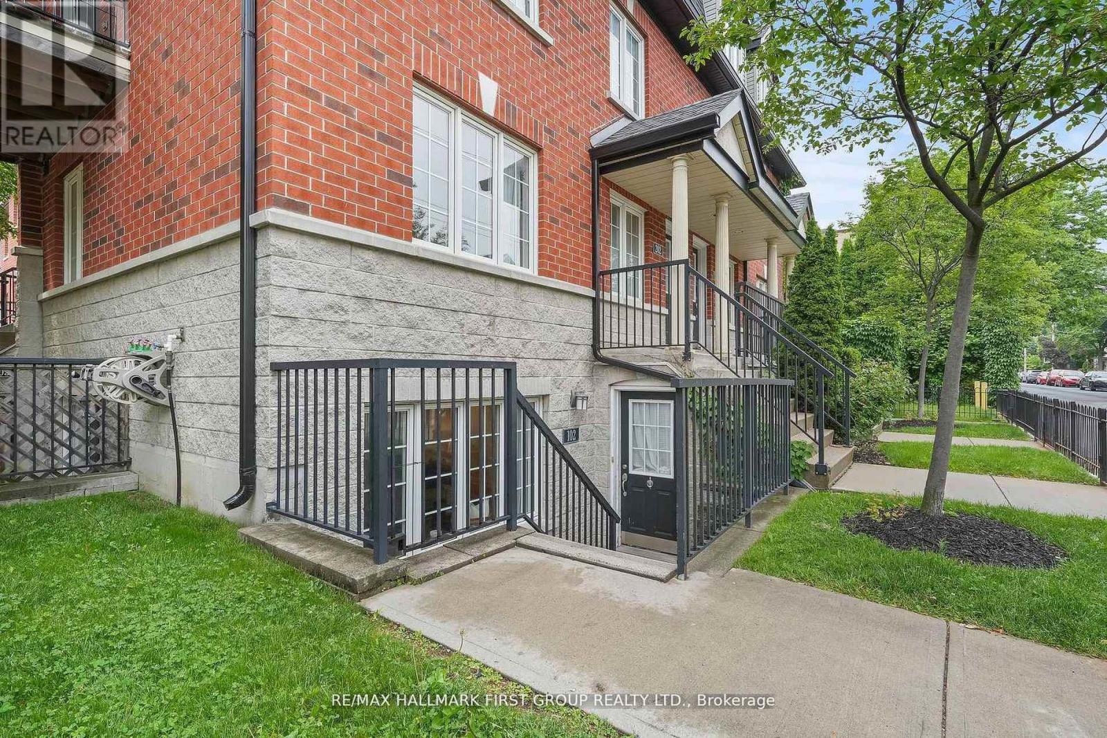 102 - 262 St. Helens Avenue, Toronto, Ontario  M6H 4A4 - Photo 4 - C12443700