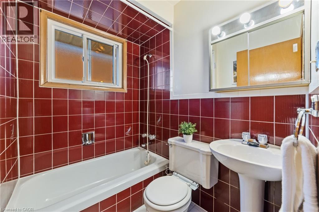 99 Edinburgh Avenue, Hamilton, Ontario  L8H 2C6 - Photo 10 - 40776280