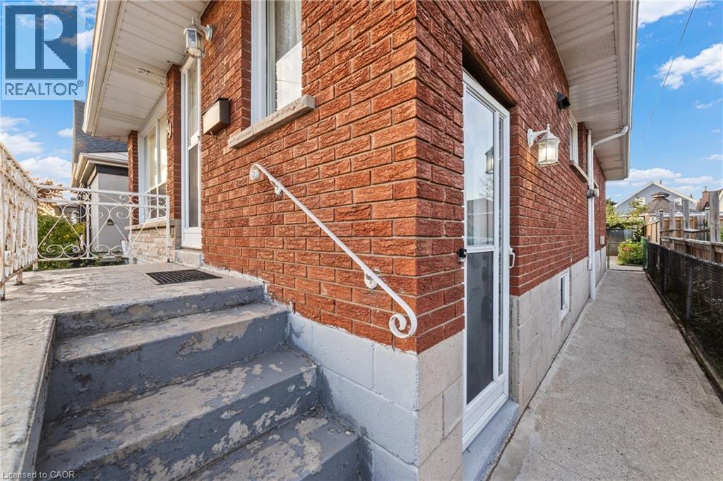 99 Edinburgh Avenue, Hamilton, Ontario  L8H 2C6 - Photo 3 - 40776280