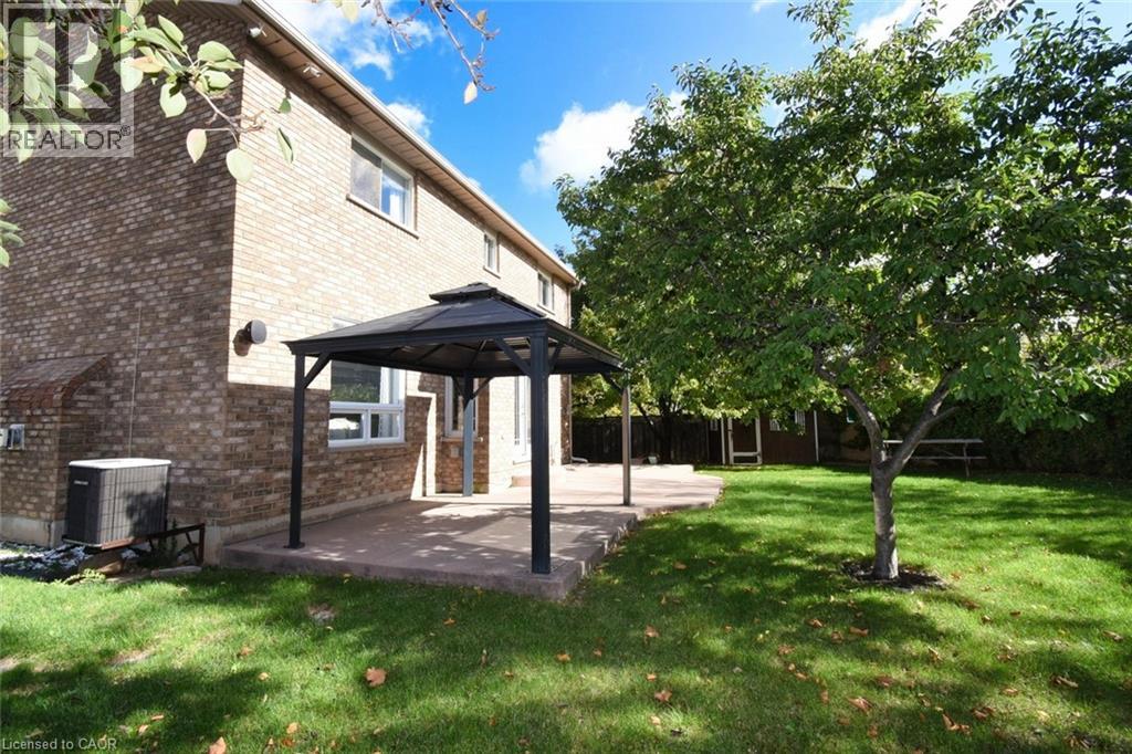 29 Riviera Ridge, Stoney Creek, Ontario  L8E 5E6 - Photo 38 - 40775822