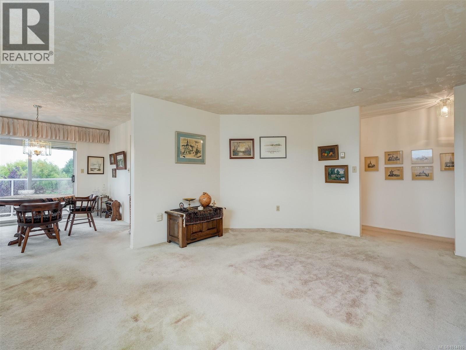 301 2354 Brethour Ave, Sidney, British Columbia  V8L 2A5 - Photo 4 - 1014810