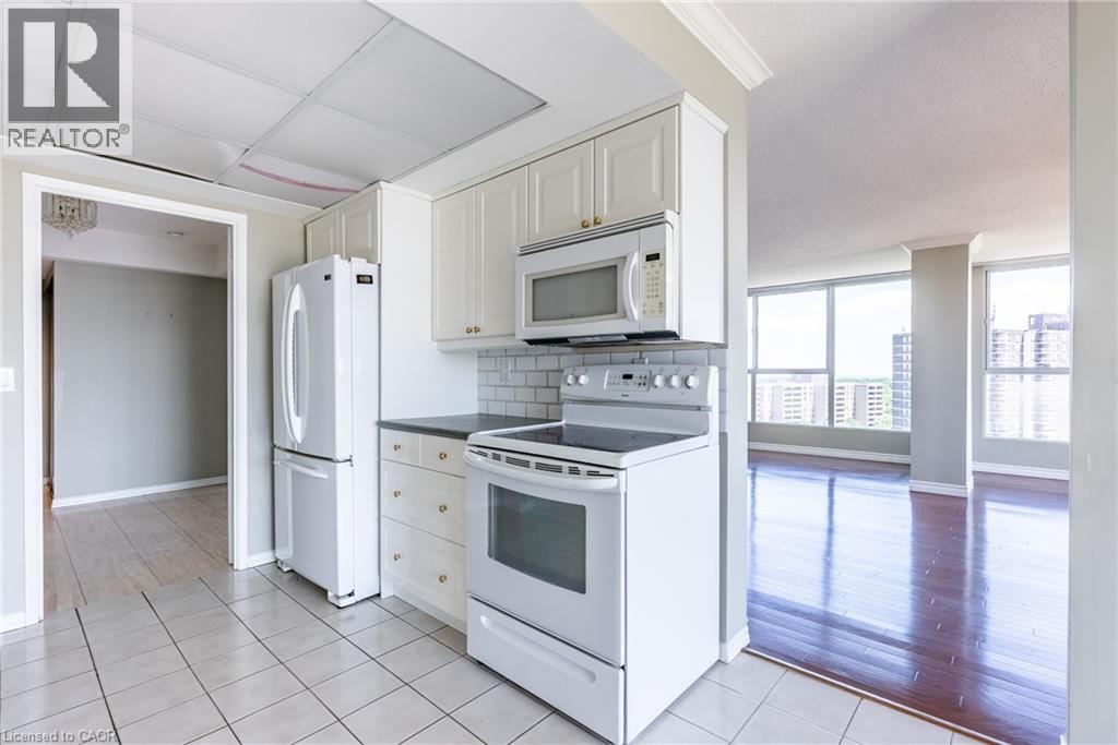 1271 Walden Circle Unit# Ph108, Mississauga, Ontario  L5J 4R4 - Photo 17 - 40749340