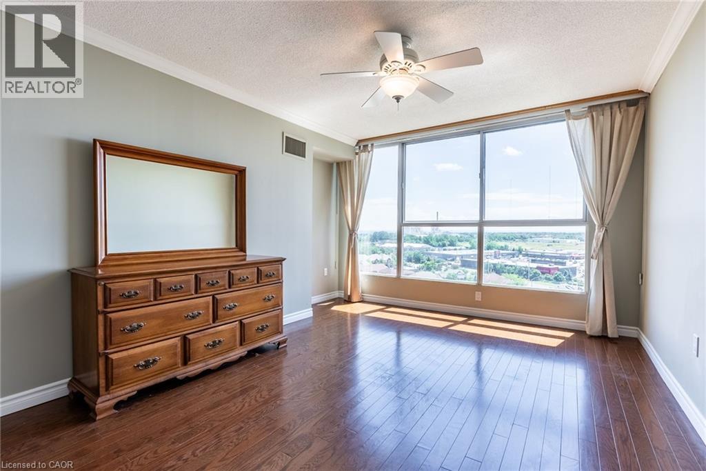 1271 Walden Circle Unit# Ph108, Mississauga, Ontario  L5J 4R4 - Photo 24 - 40749340