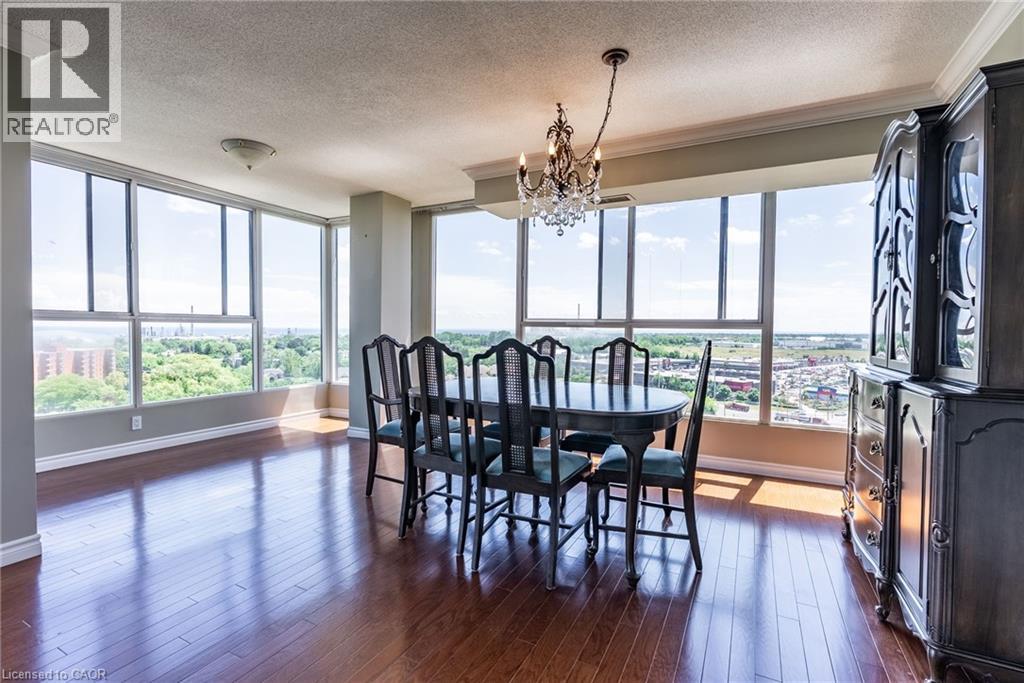 1271 Walden Circle Unit# Ph108, Mississauga, Ontario  L5J 4R4 - Photo 13 - 40749340
