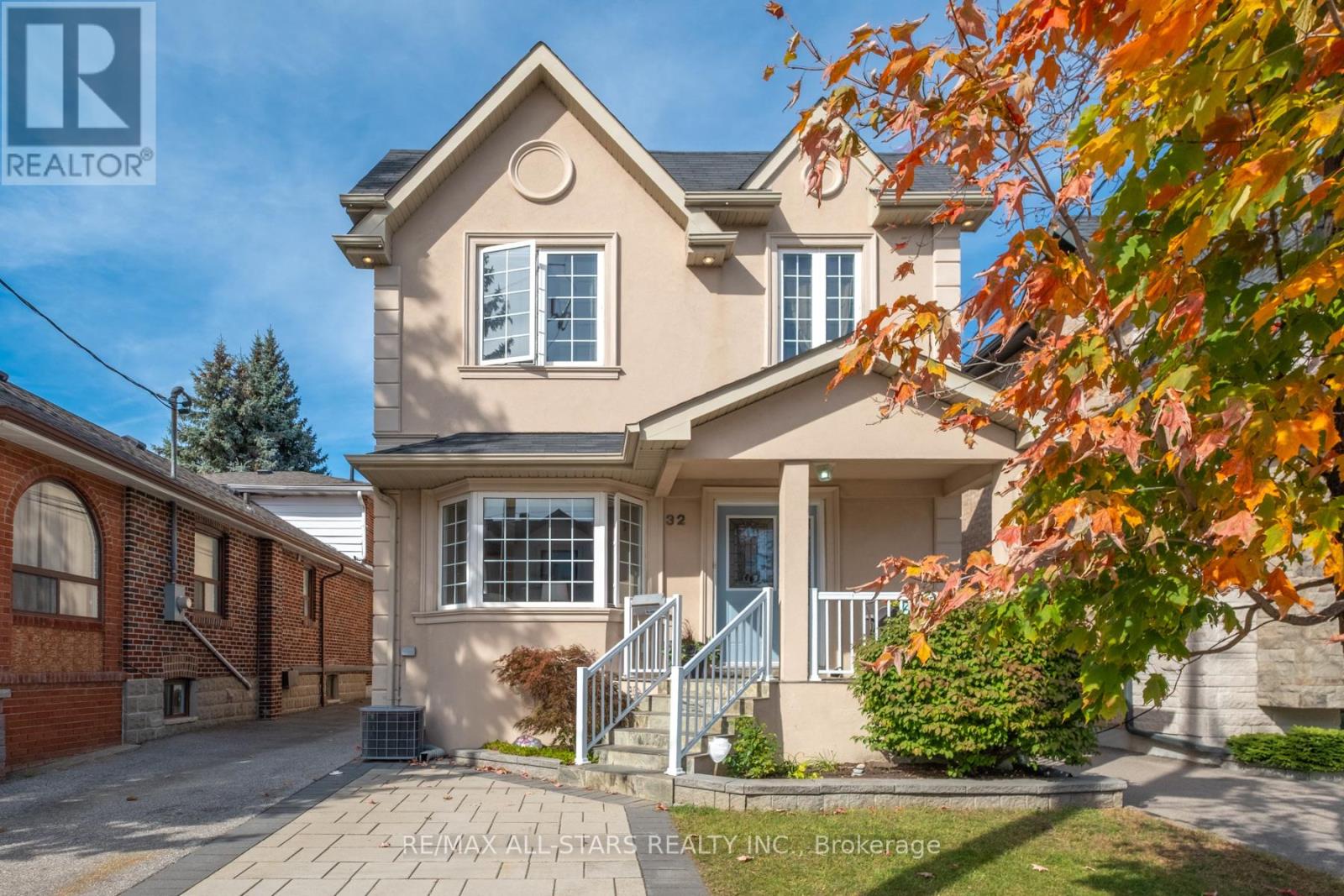 32 Barker Avenue, Toronto (Danforth Village-East York), Ontario  M4C 2N3 - Photo 1 - E12443648