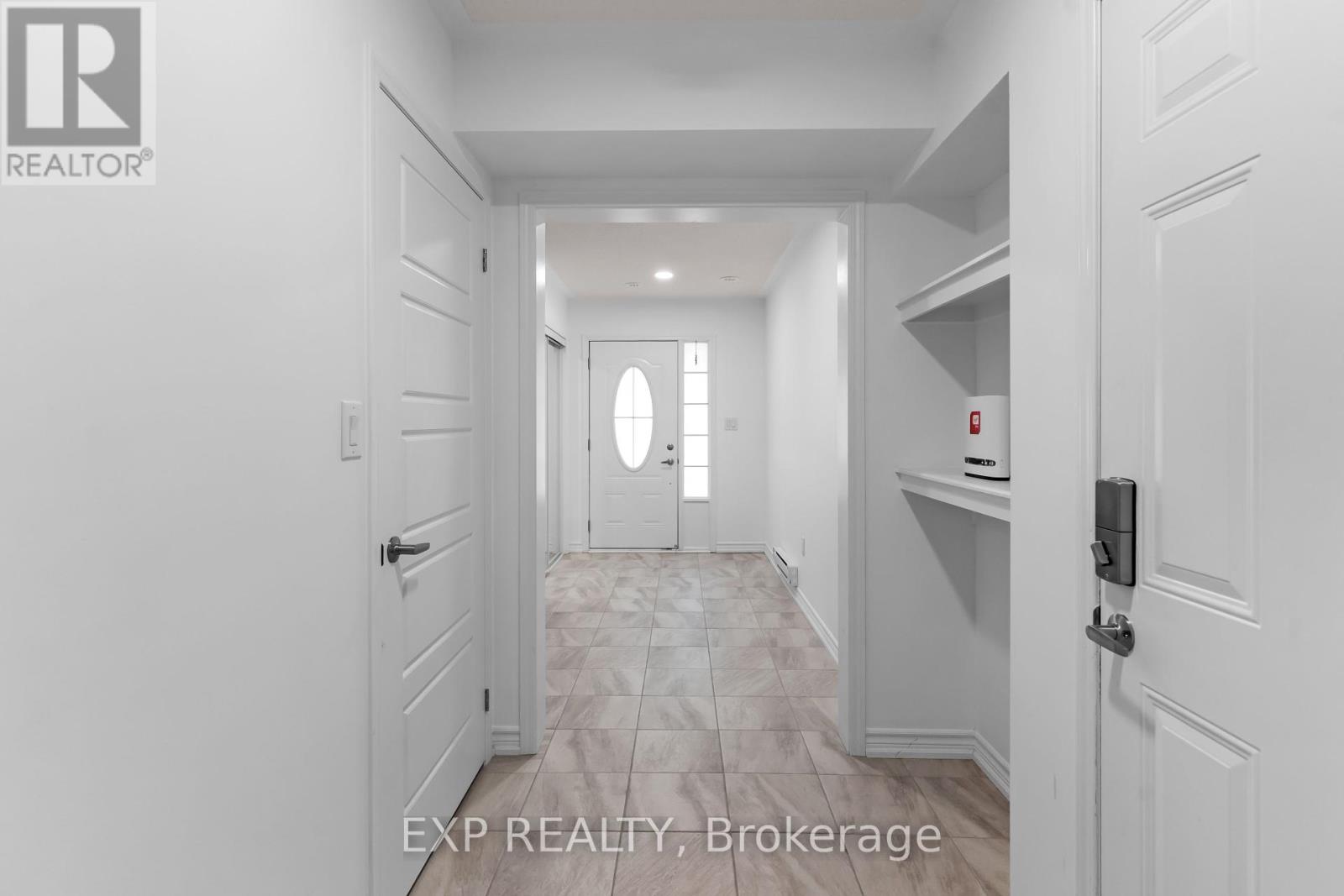 13 Goldeye Street, Whitby, Ontario  L1P 0E5 - Photo 12 - E12443715
