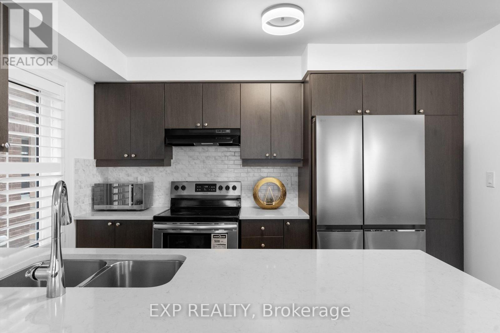 13 Goldeye Street, Whitby, Ontario  L1P 0E5 - Photo 25 - E12443715