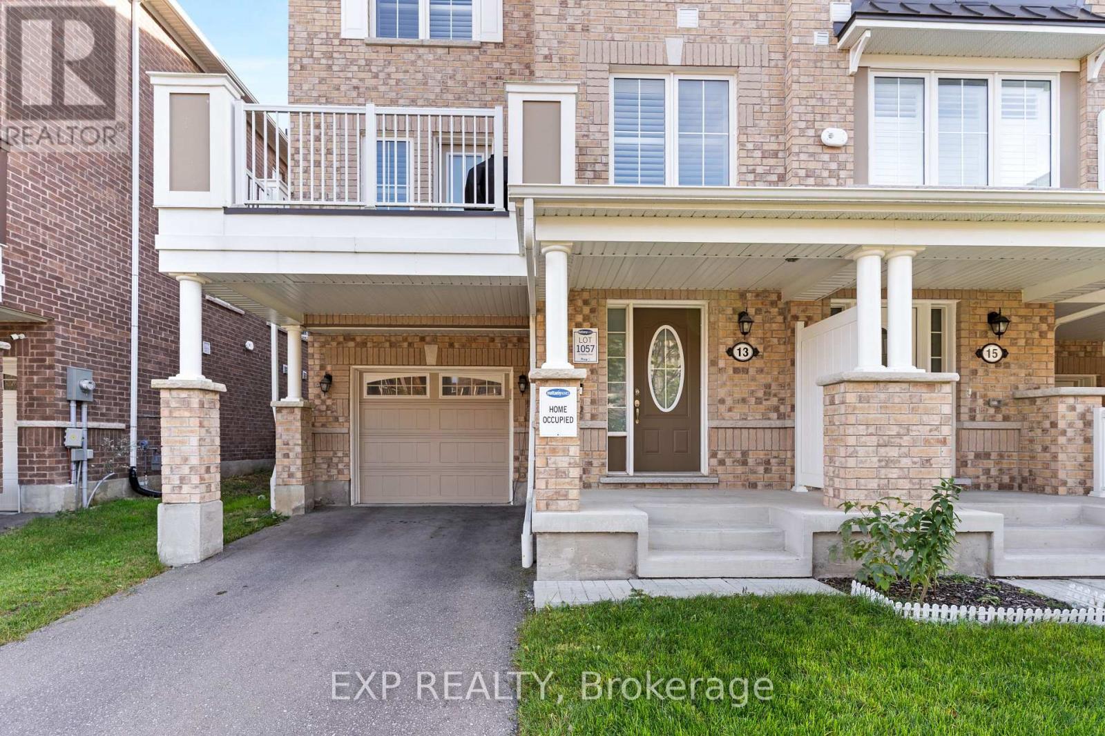 13 Goldeye Street, Whitby, Ontario  L1P 0E5 - Photo 5 - E12443715