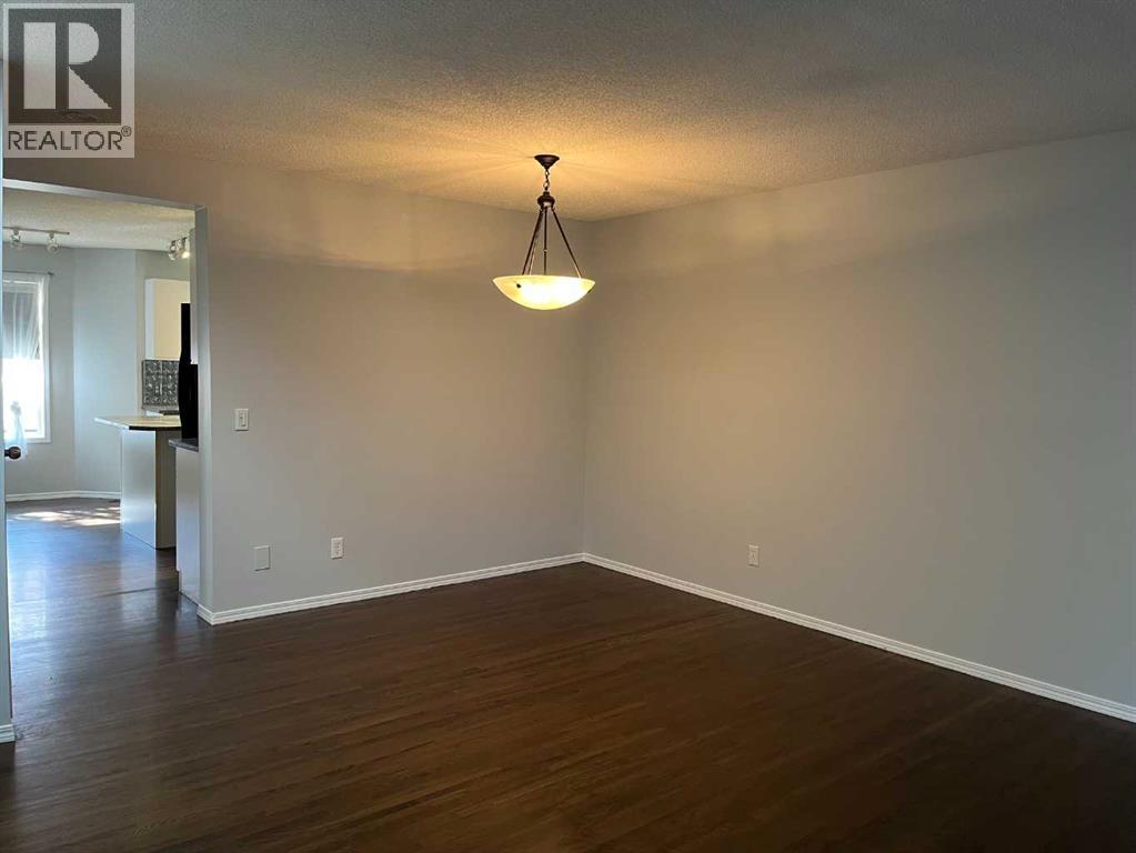 73 Hidden Spring Green Nw, Calgary, Alberta  T3A 5N2 - Photo 8 - A2251478
