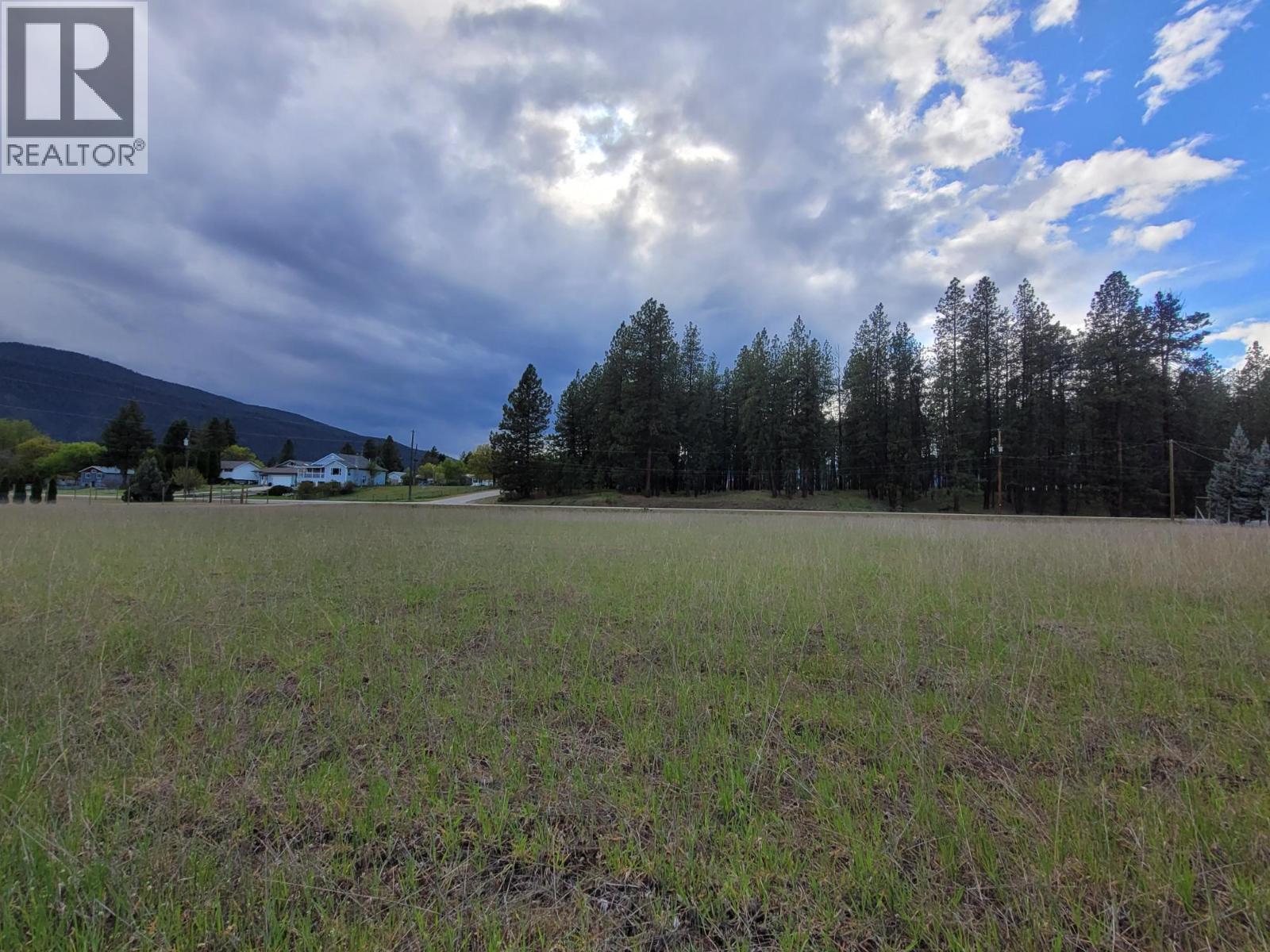 6020 Kenmore Road, Grand Forks, British Columbia  V0H 1H4 - Photo 10 - 10364759