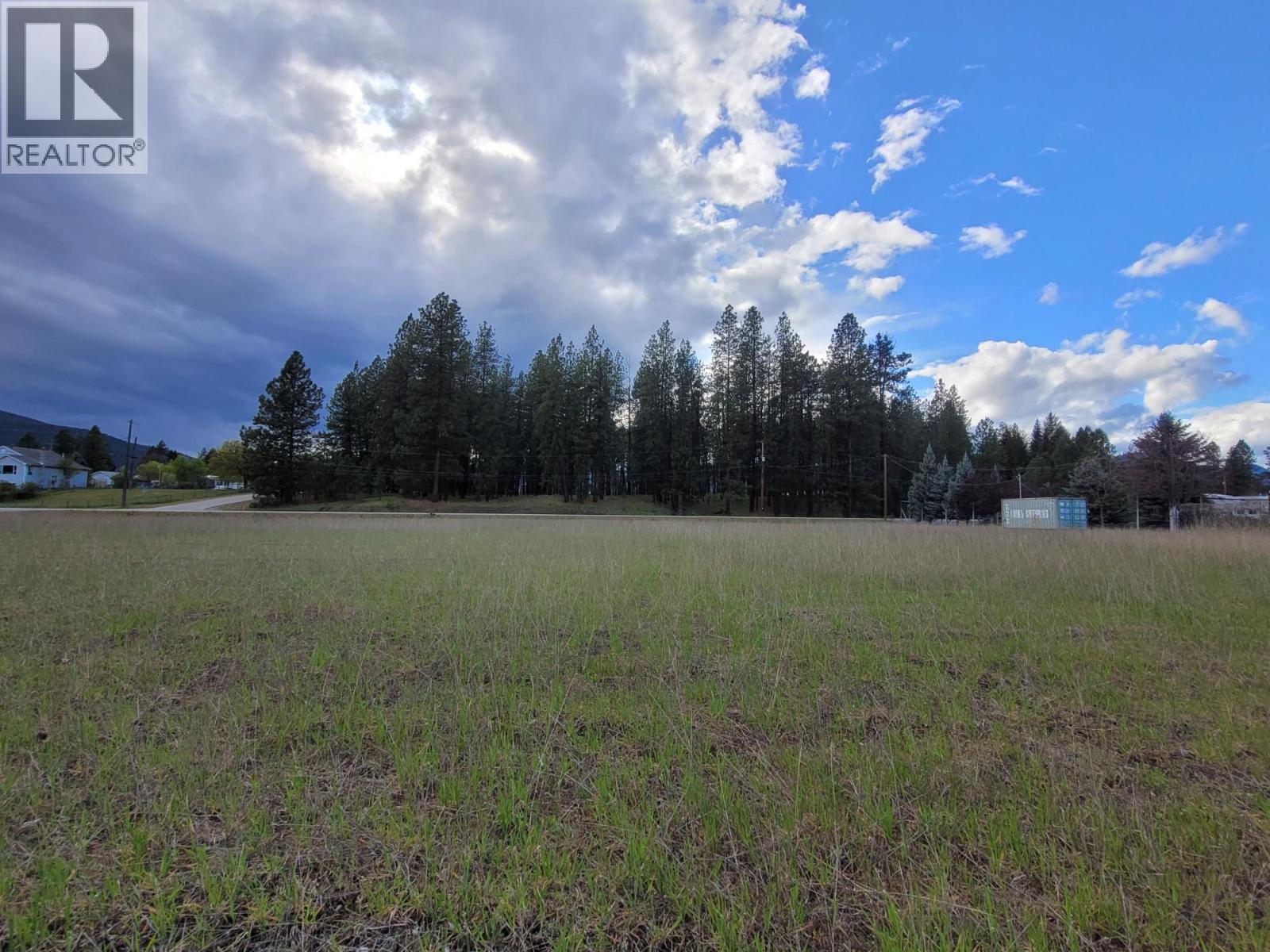 6020 Kenmore Road, Grand Forks, British Columbia  V0H 1H4 - Photo 11 - 10364759