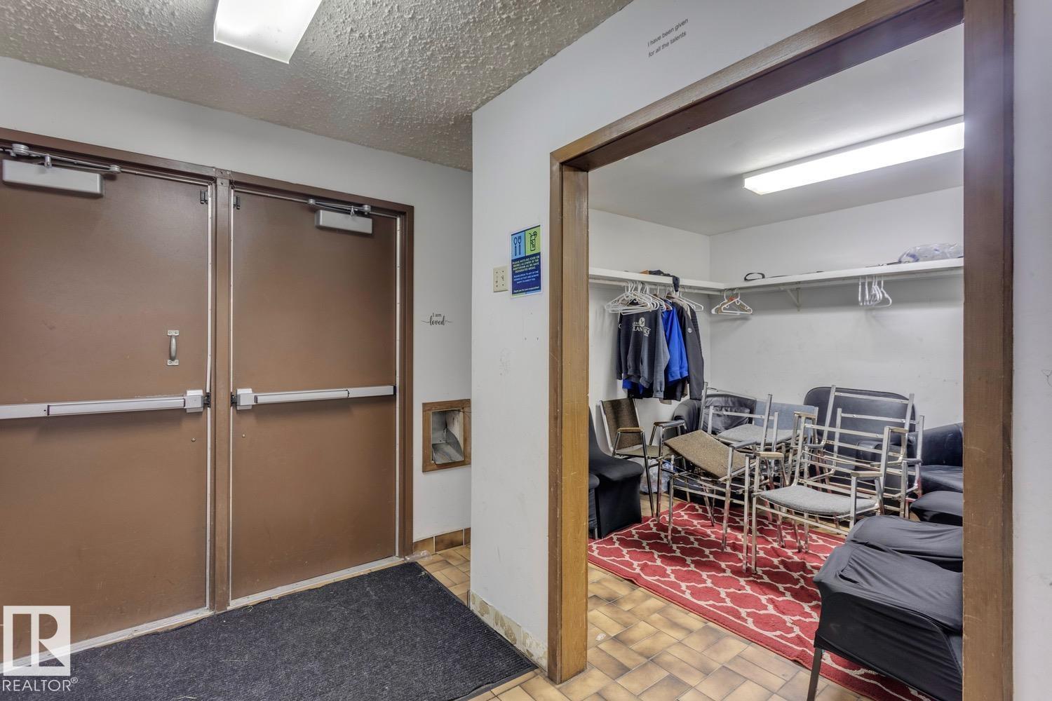 11112 95a St Nw, Edmonton, Alberta  T5G 1N7 - Photo 4 - E4460727